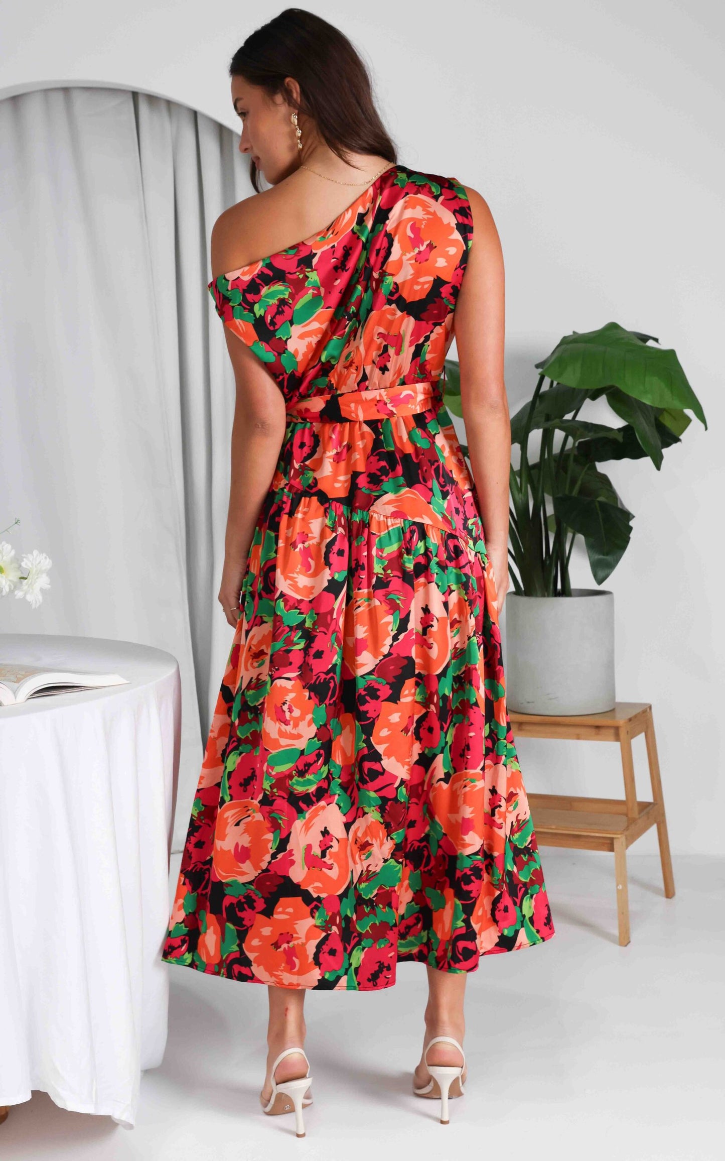 (Preorder) Kassidy Maxi Dress - Black Orange Multi Floral