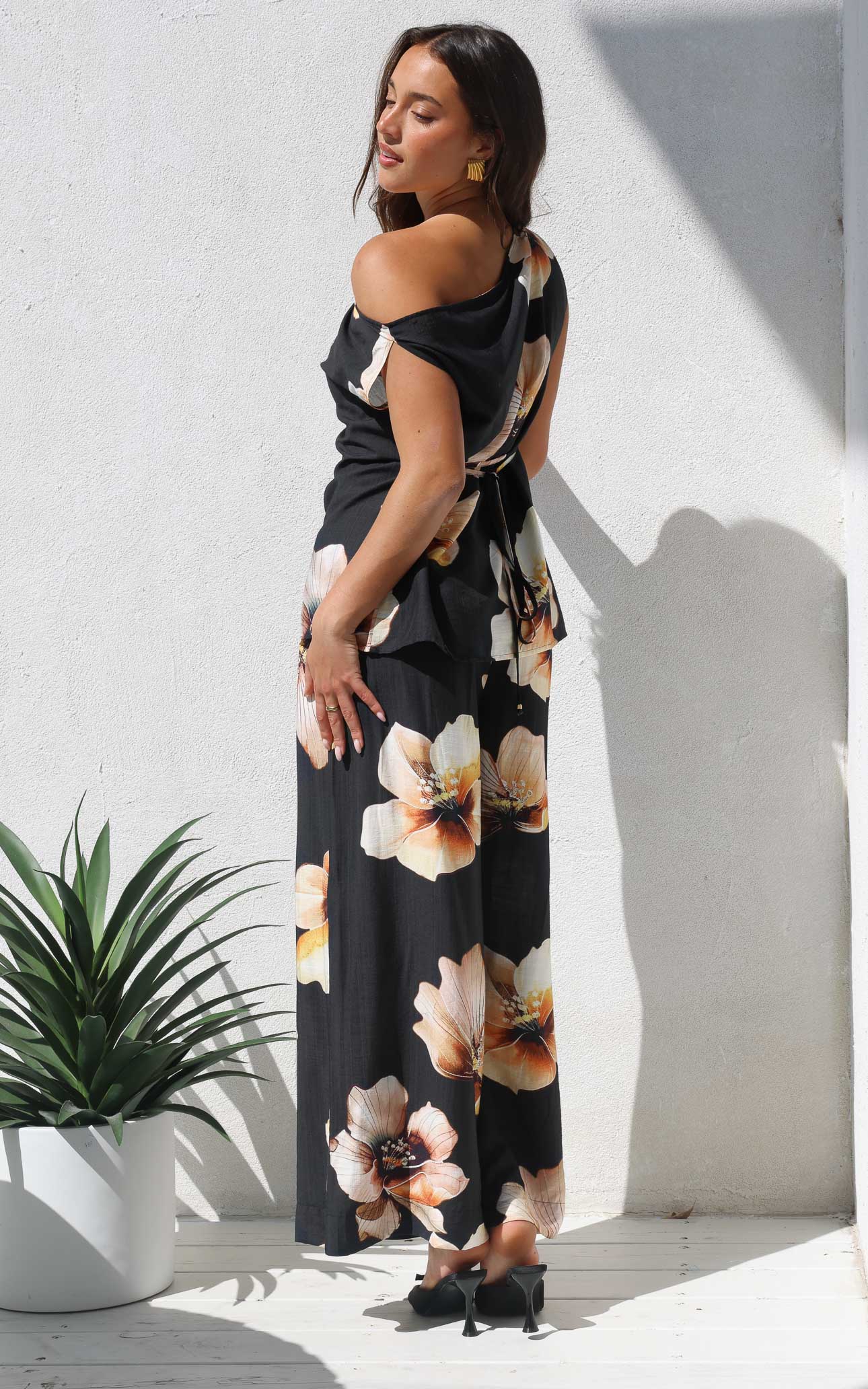 Saffron Wide Leg Pants - Black Floral