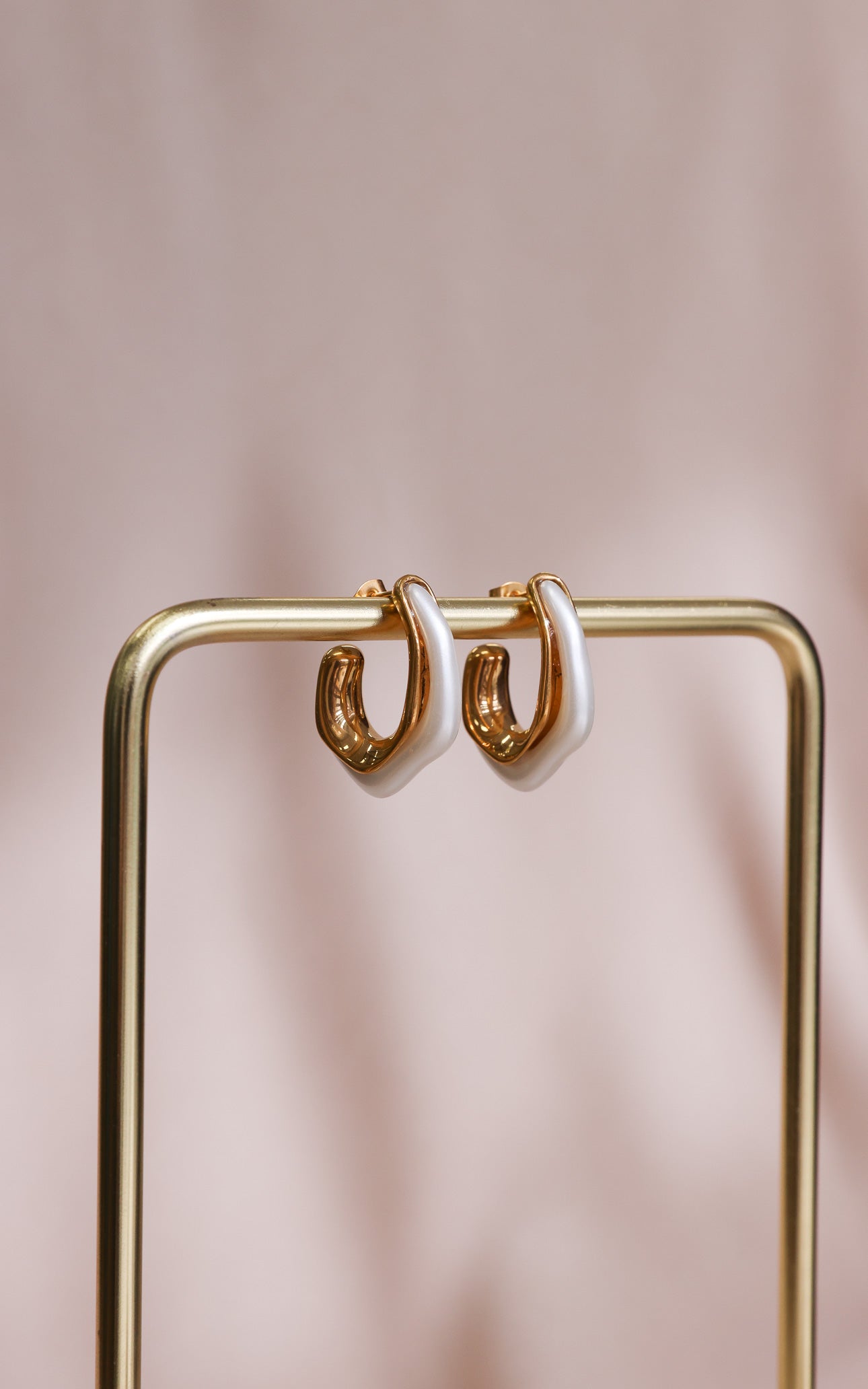 Kazier Hoop Earrings - Gold Pearl
