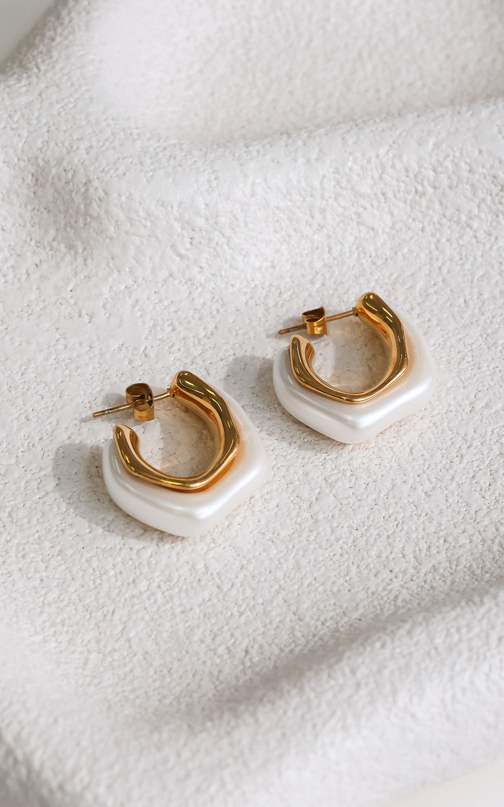 Kazier Hoop Earrings - Gold Pearl