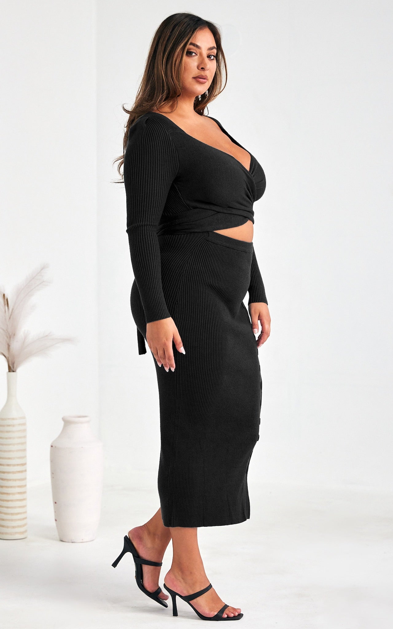 Kinsley Knit Maxi Dress - Black