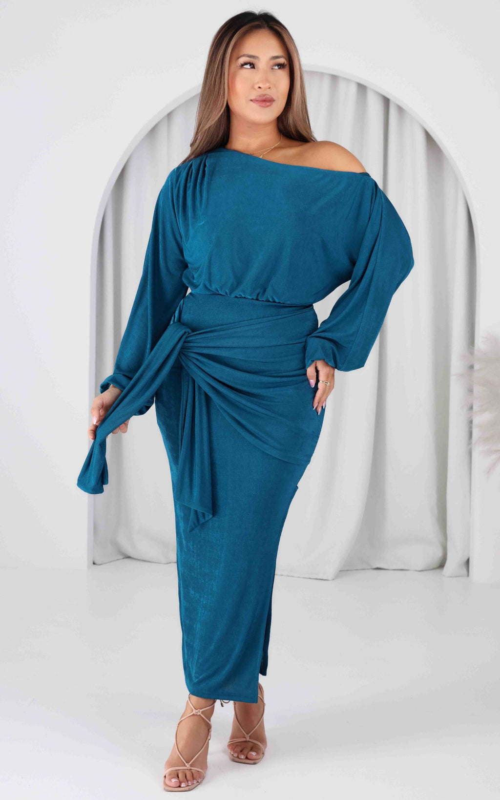 Kobe Long Sleeve Midi Dress - Teal Blue Sheen