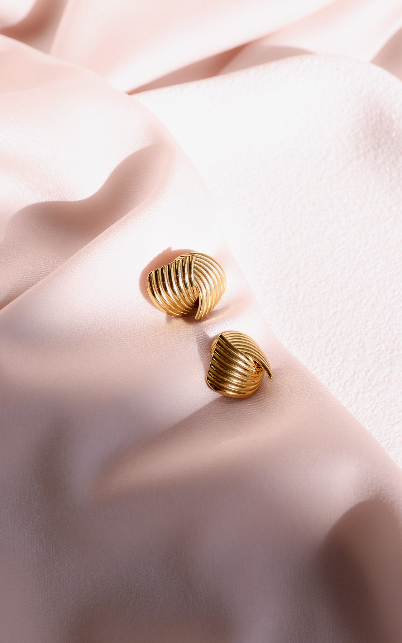 Koven Stud Earrings - Gold Ribbed Twist