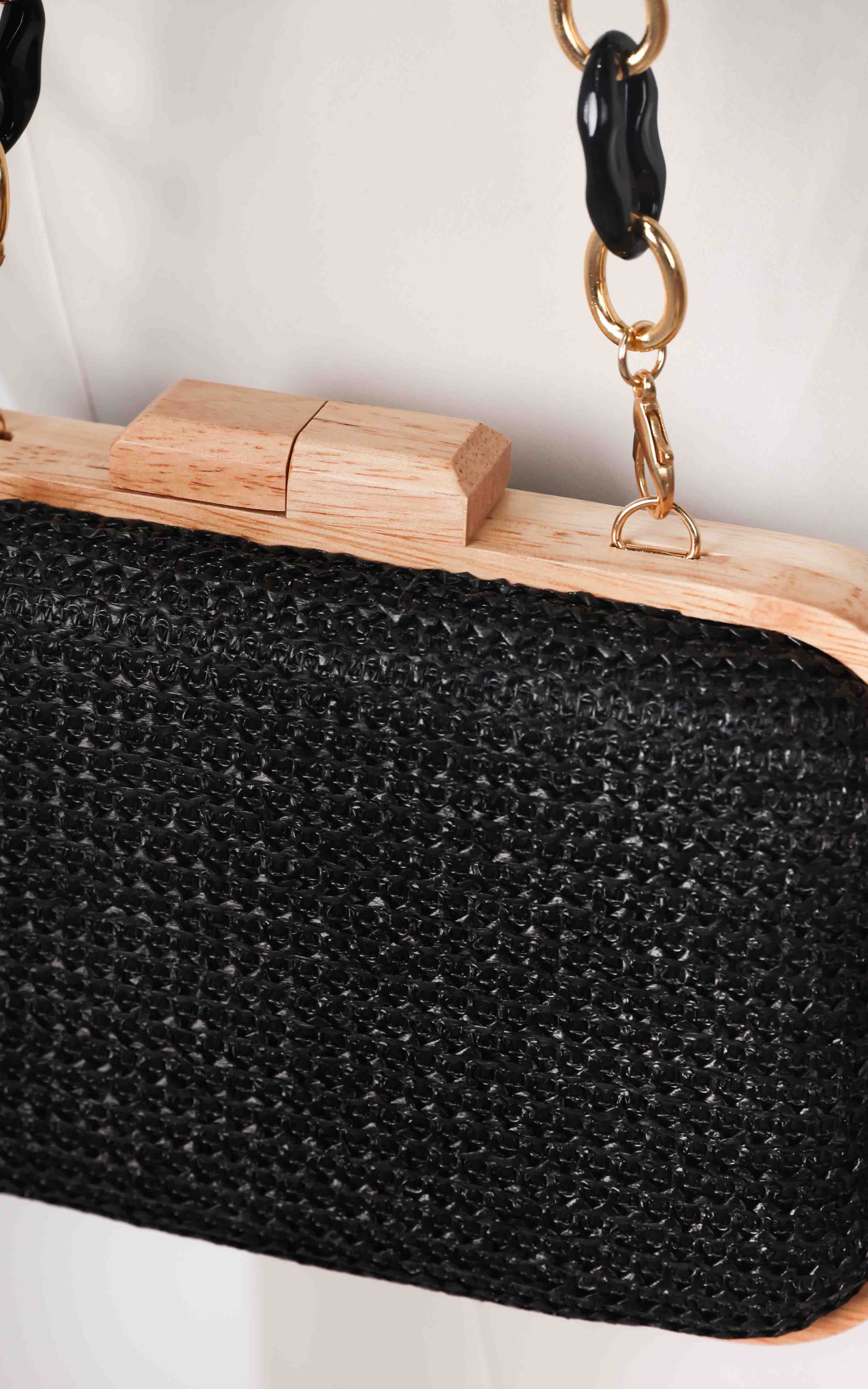 Kulua Straw Clutch Bag - Black