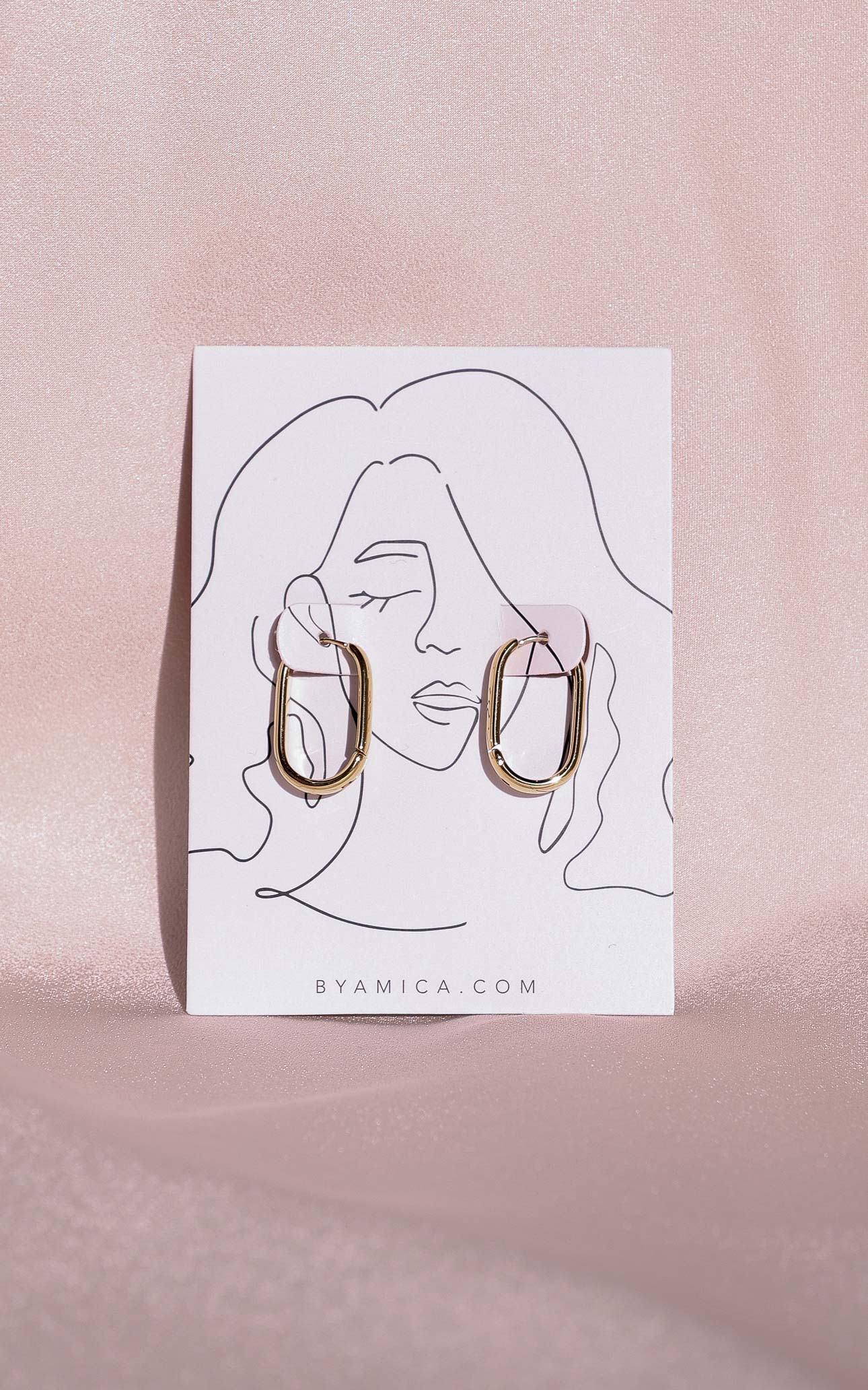 Kalindi Hoop Earrings - Gold Thin U