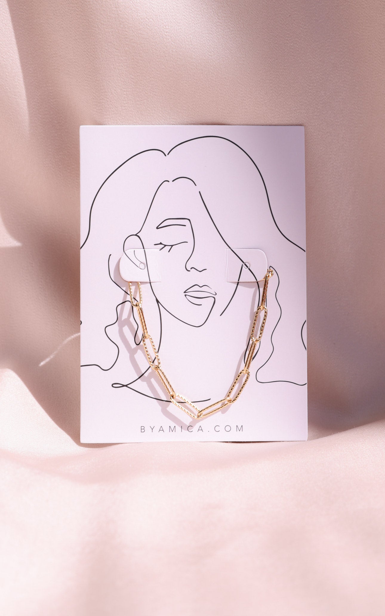 Lakelyn Necklace - Gold Textured Chain