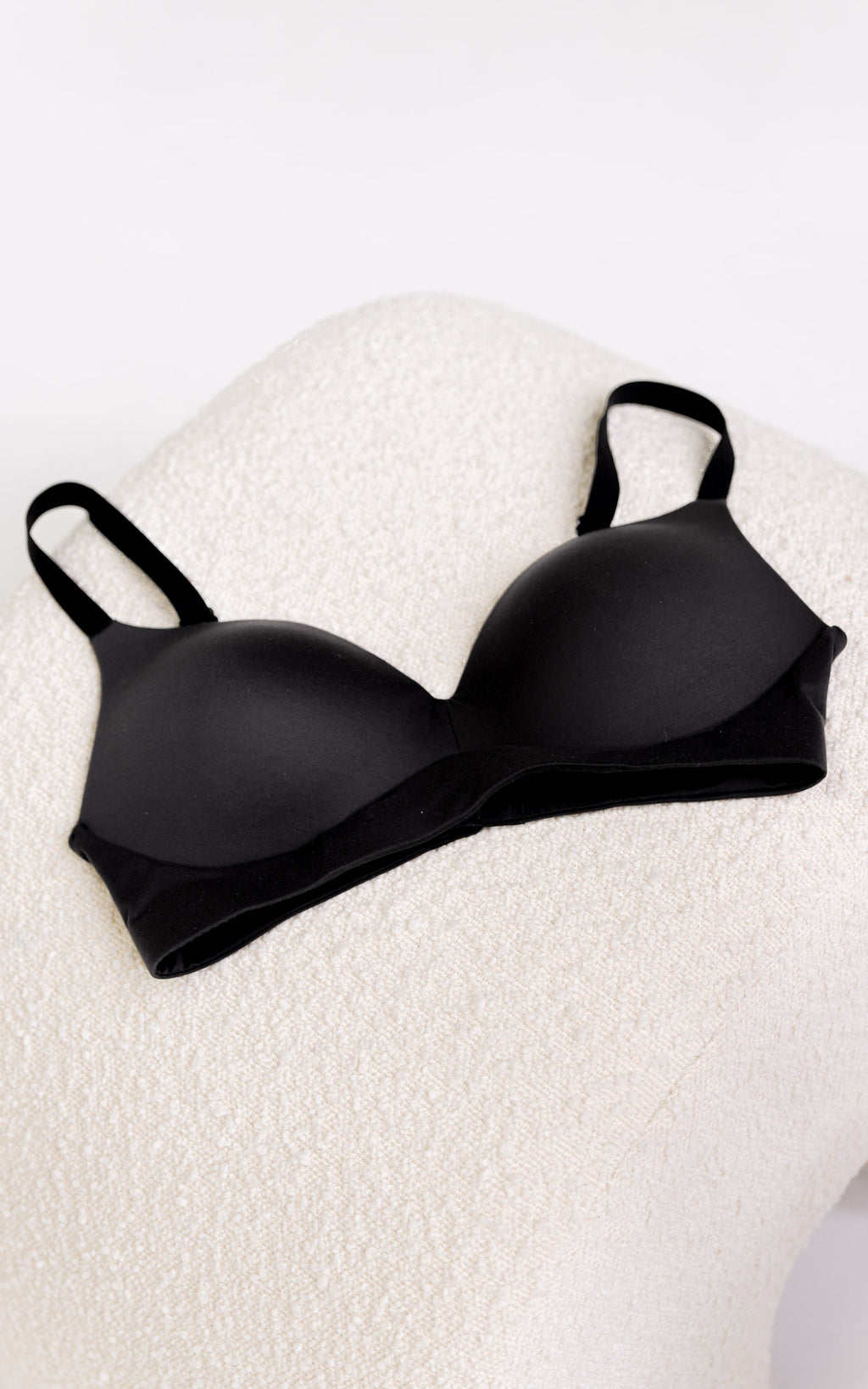 Lanie Wireless Push Up Bra - Black