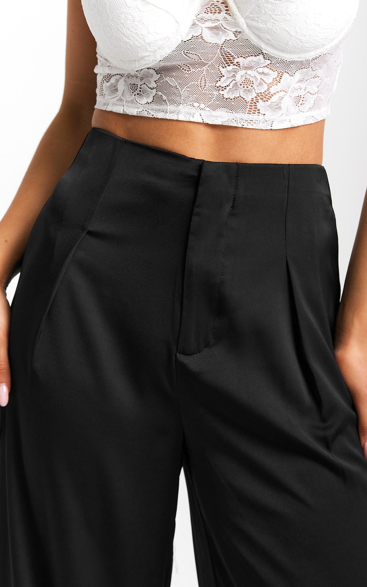 Leah Wide Leg Satin Pants - Black