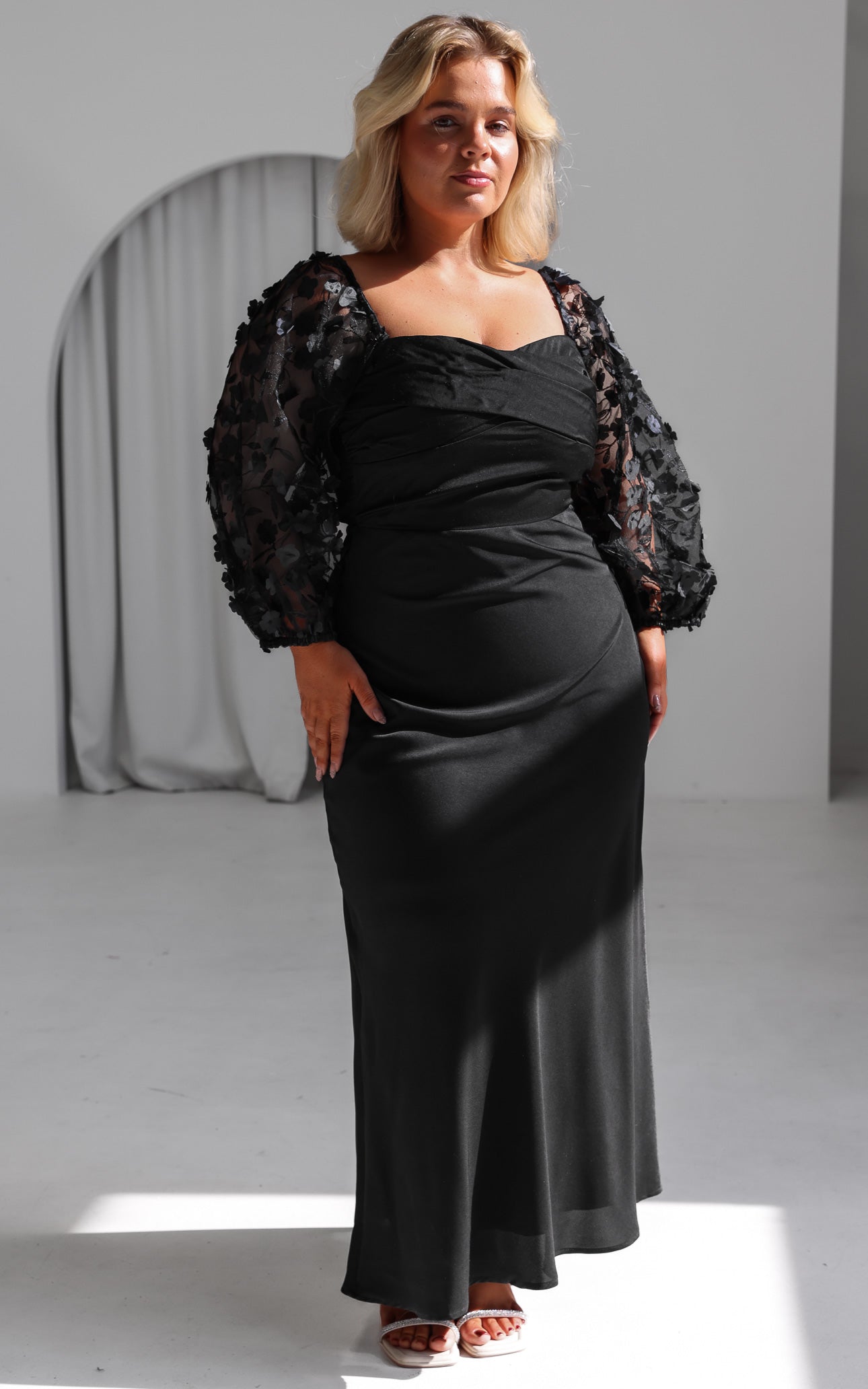 Leana Maxi Dress - Black