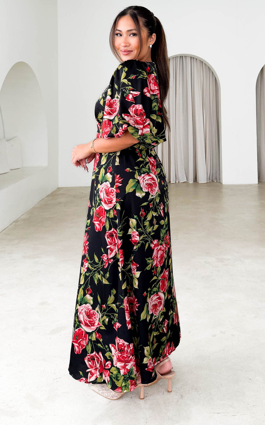 Liora Short Sleeve Maxi Dress - Black Red Floral