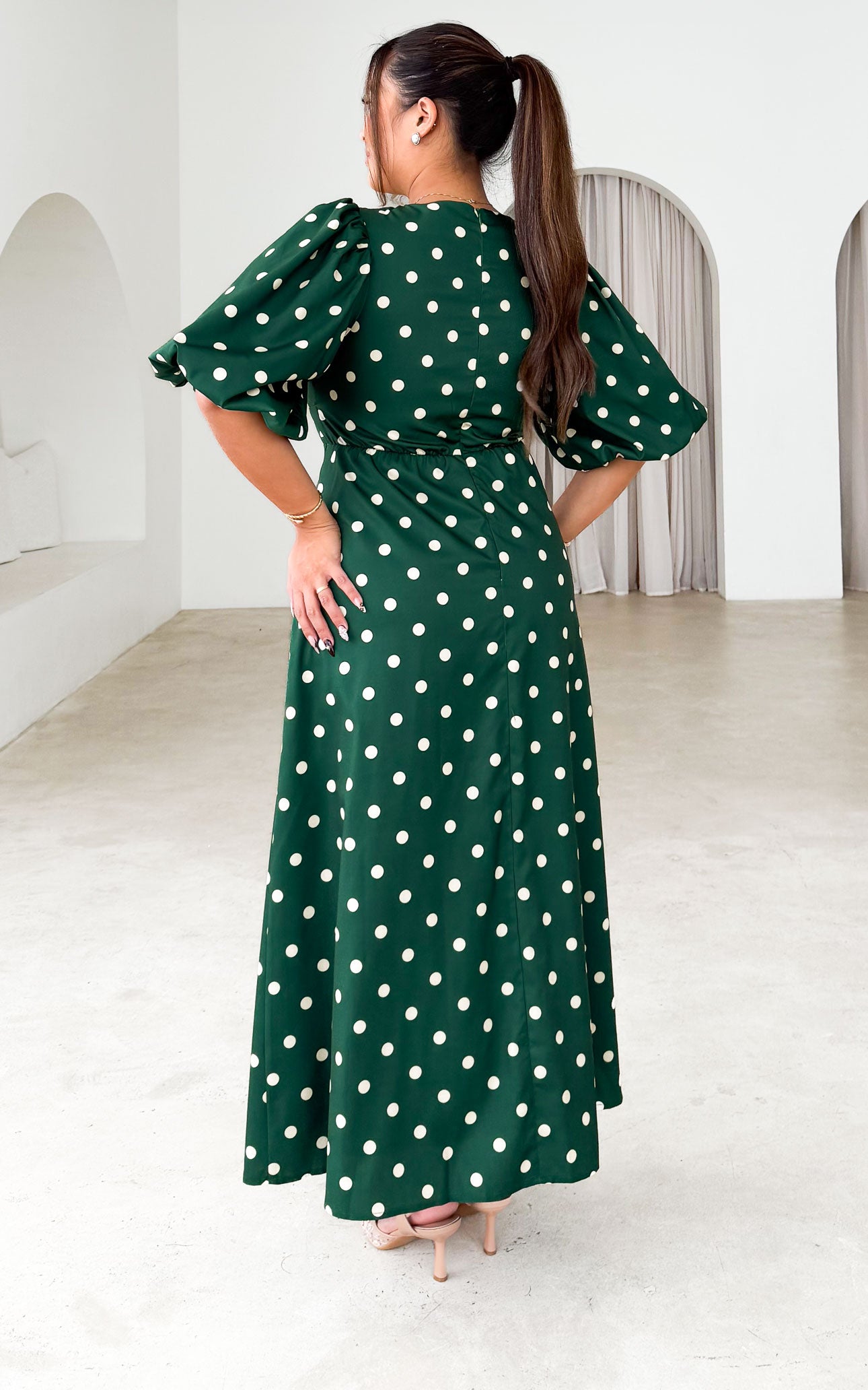 Liora Short Sleeve Maxi Dress - Emerald Cream Polka Dot