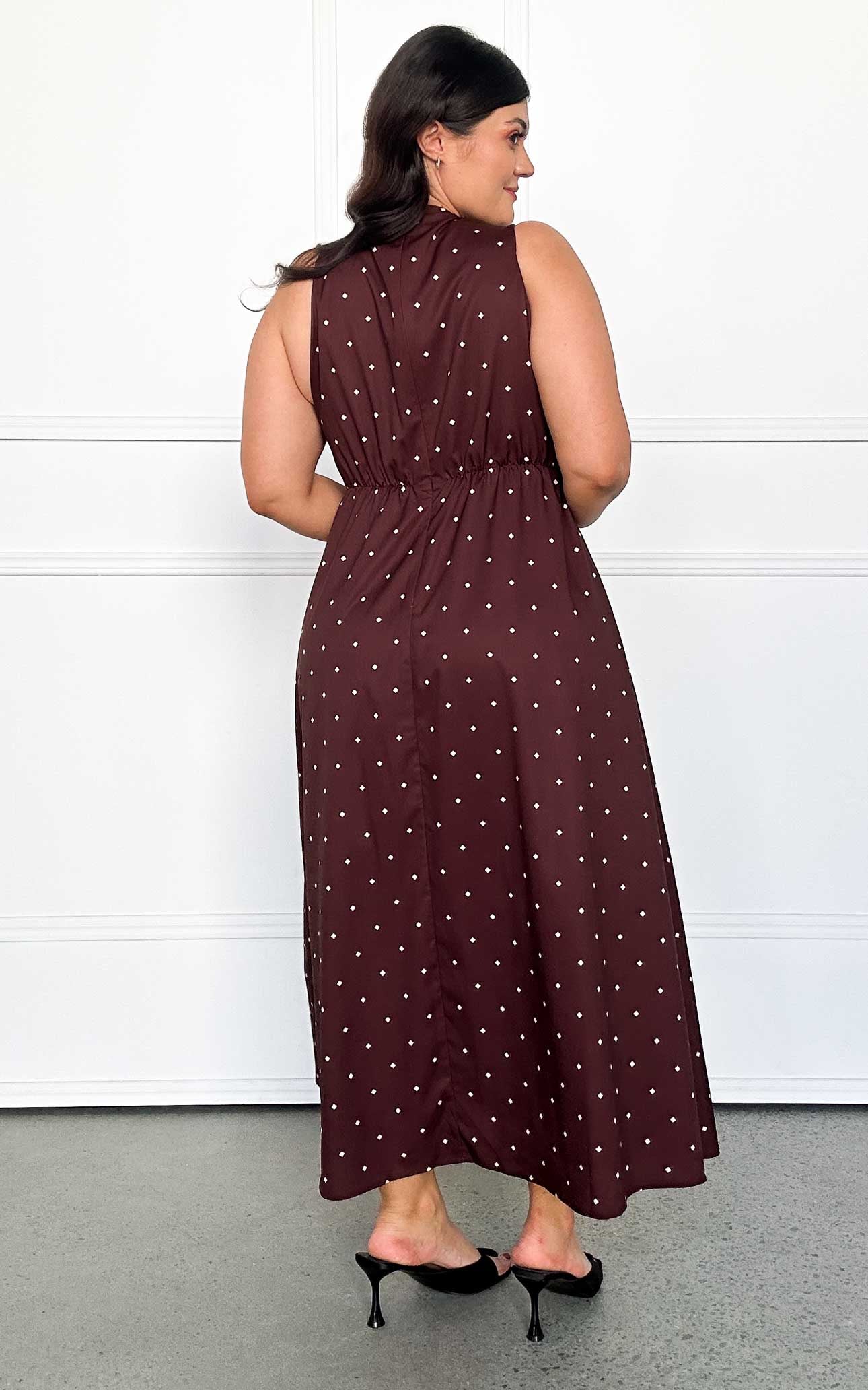 Liora Sleeveless Maxi Dress - Chocolate Brown Cream Diamond