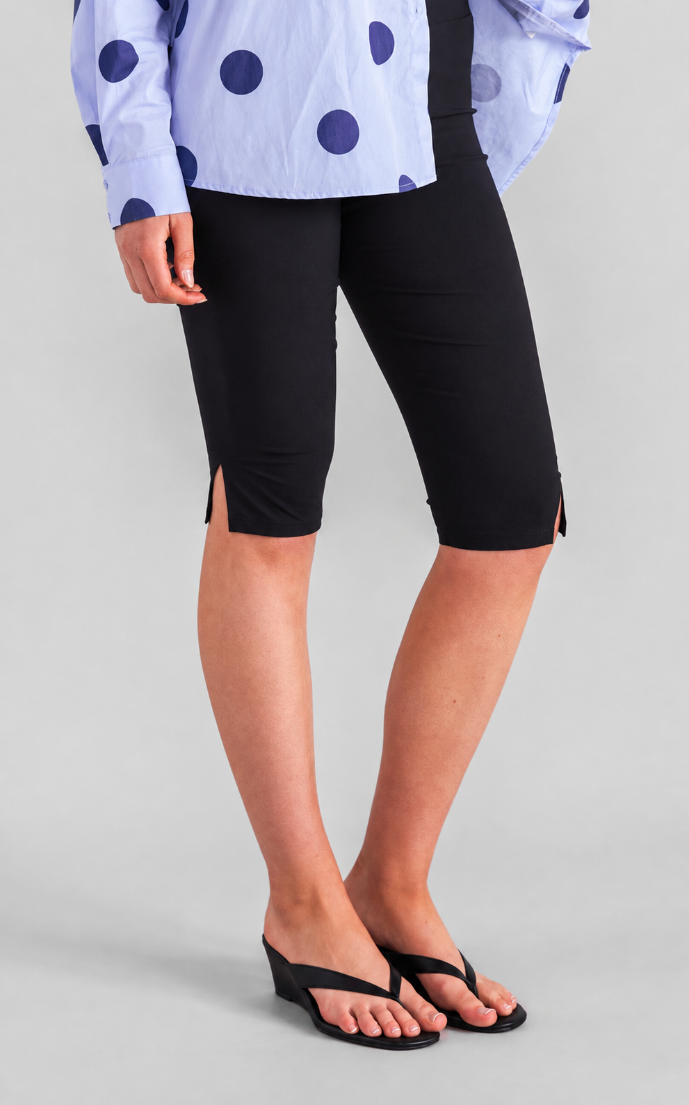 Levi Capri Pants - Black
