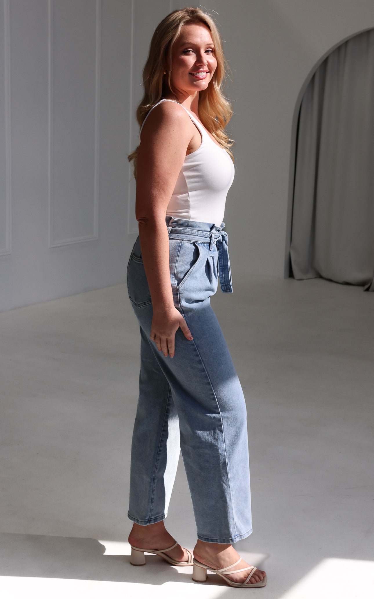 Maribell Wide Leg Jeans - Light Blue