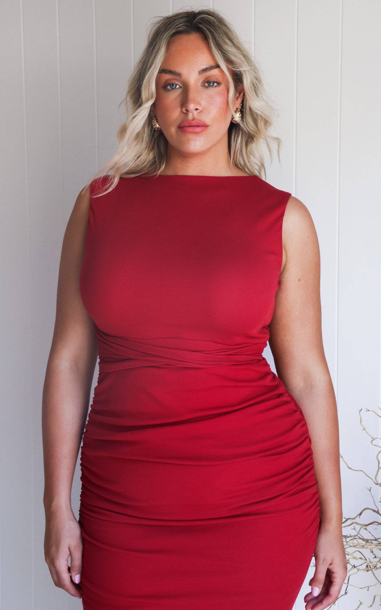 Mimi Sleeveless Midi Dress - Red