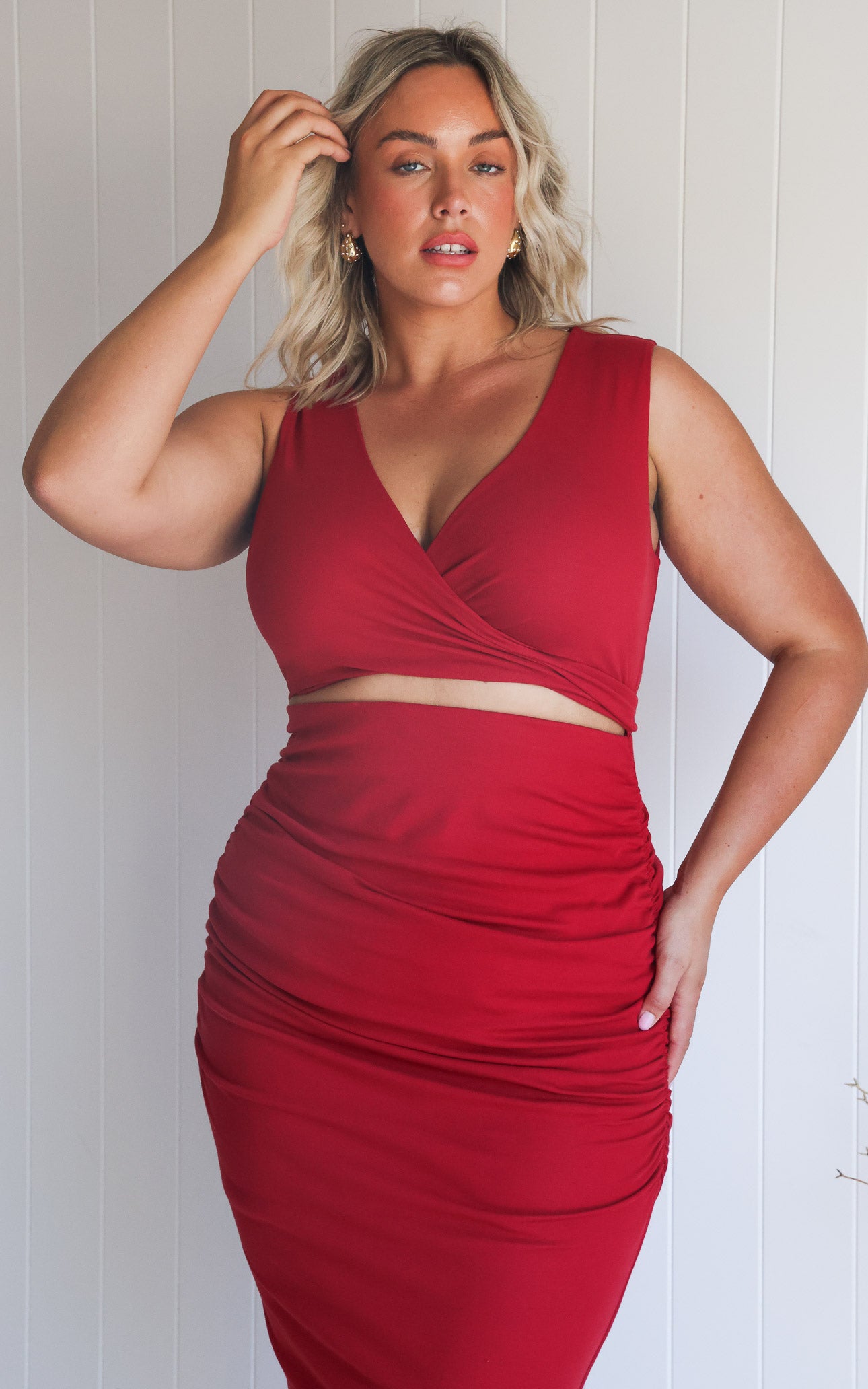 Mimi Sleeveless Midi Dress - Red