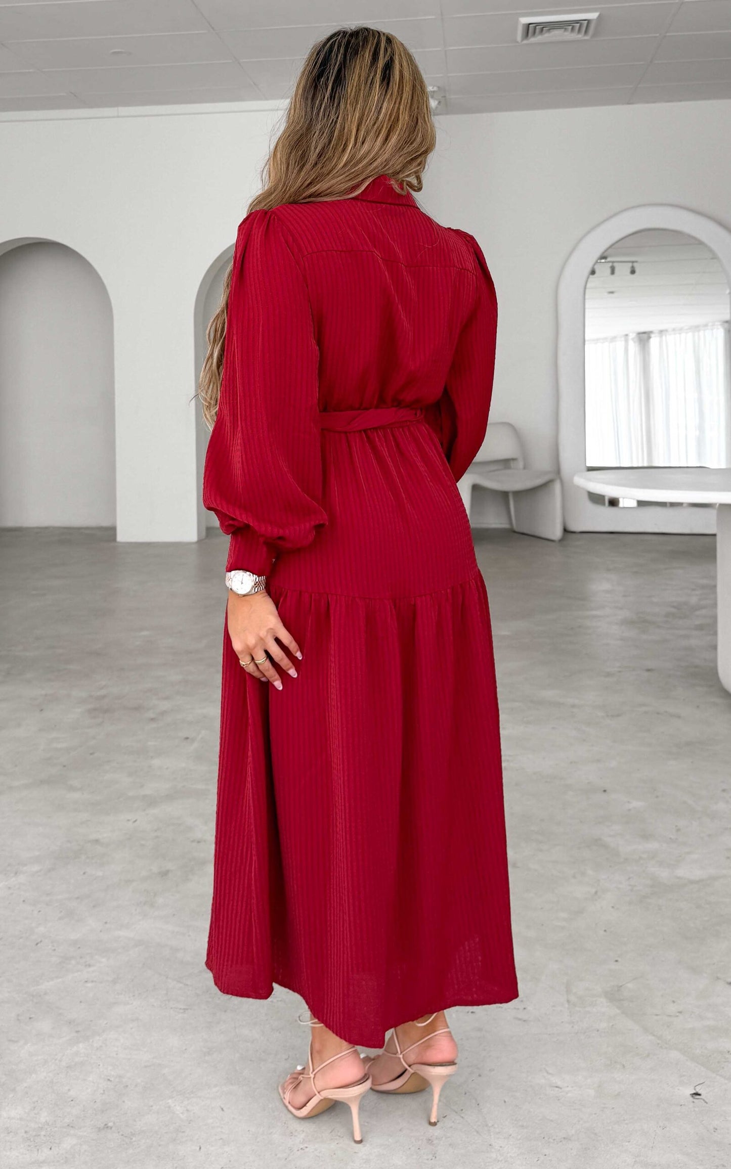 Mindy Midi Dress - Red Texture