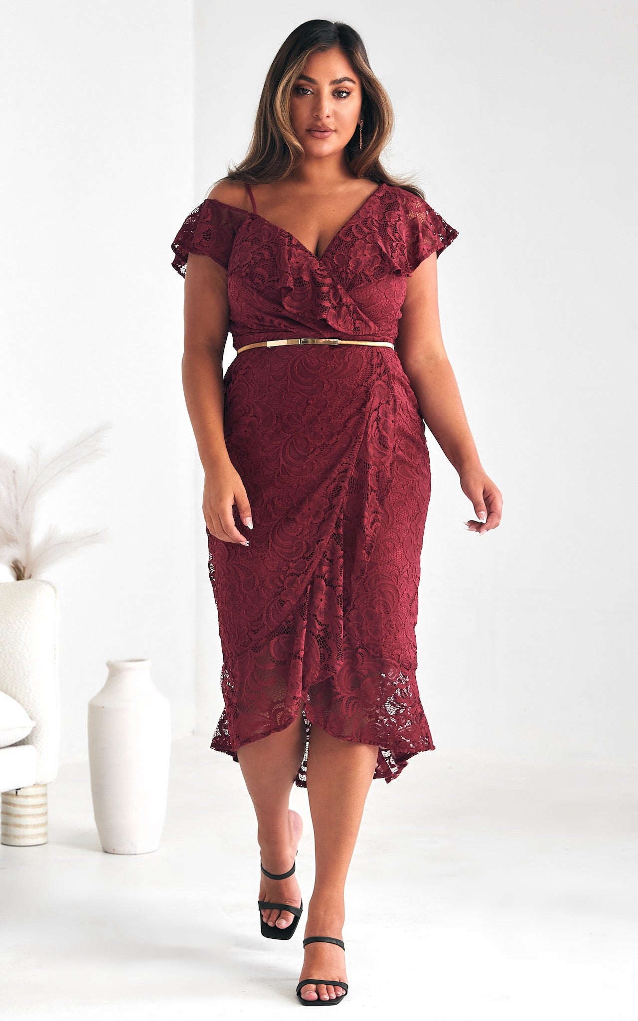 Mon Cherie Lace Midi Dress - Wine