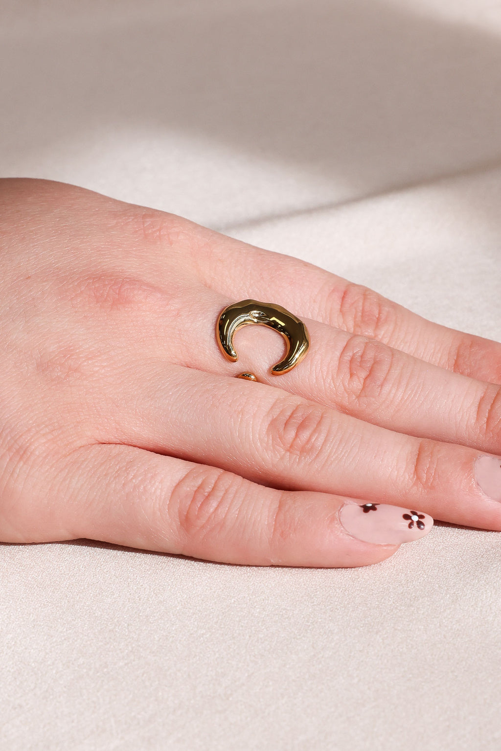 Moonbeam Ring - Gold Moon