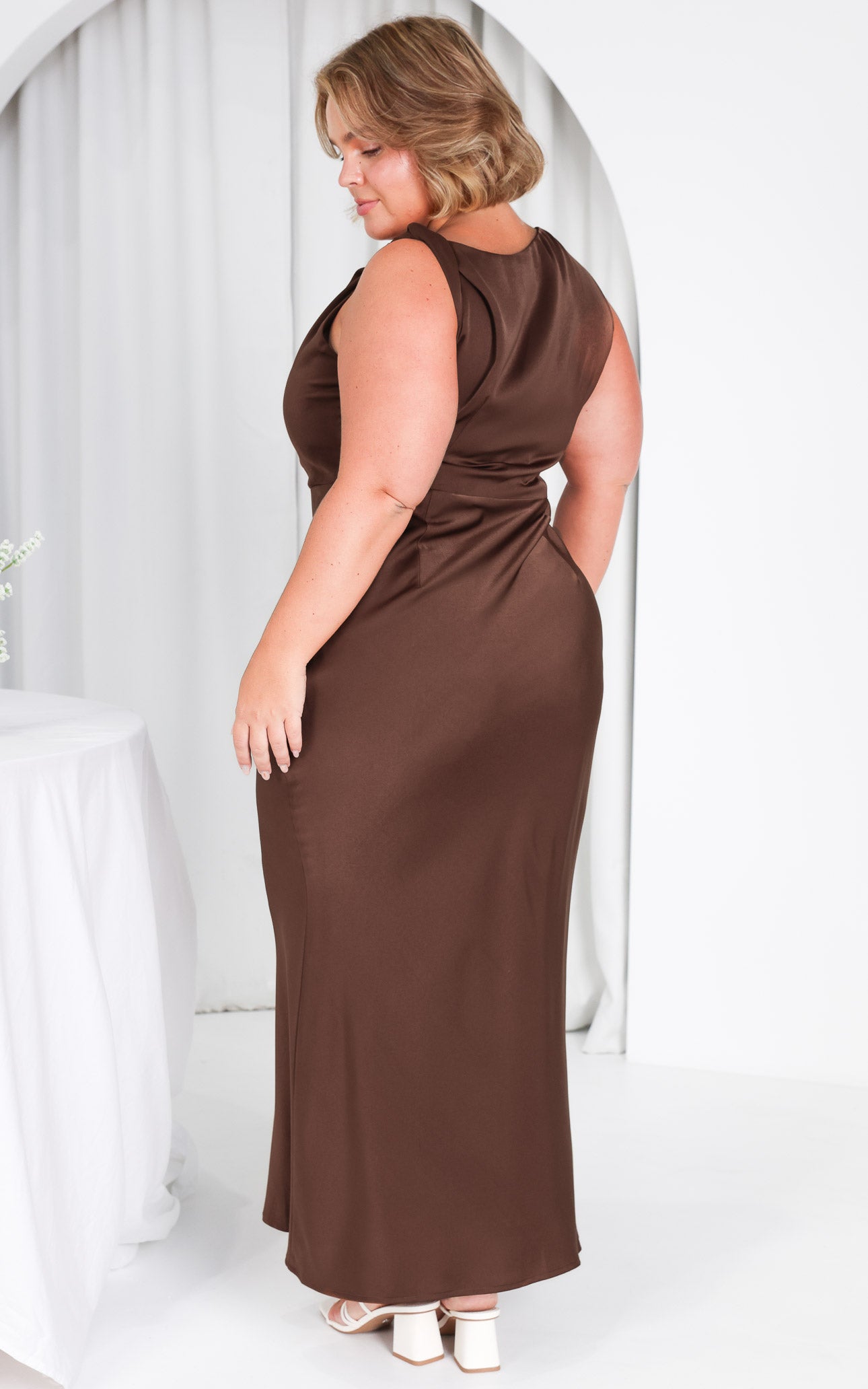 (Preorder) Mosse Maxi Dress - Chocolate Brown