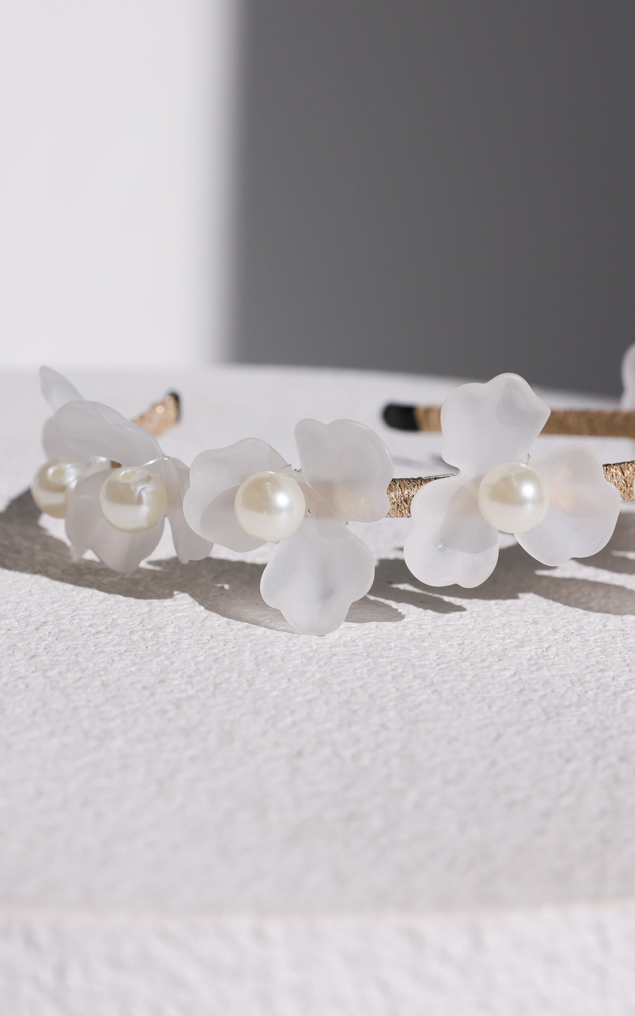 Meadow Headband - Matte Flower Pearl