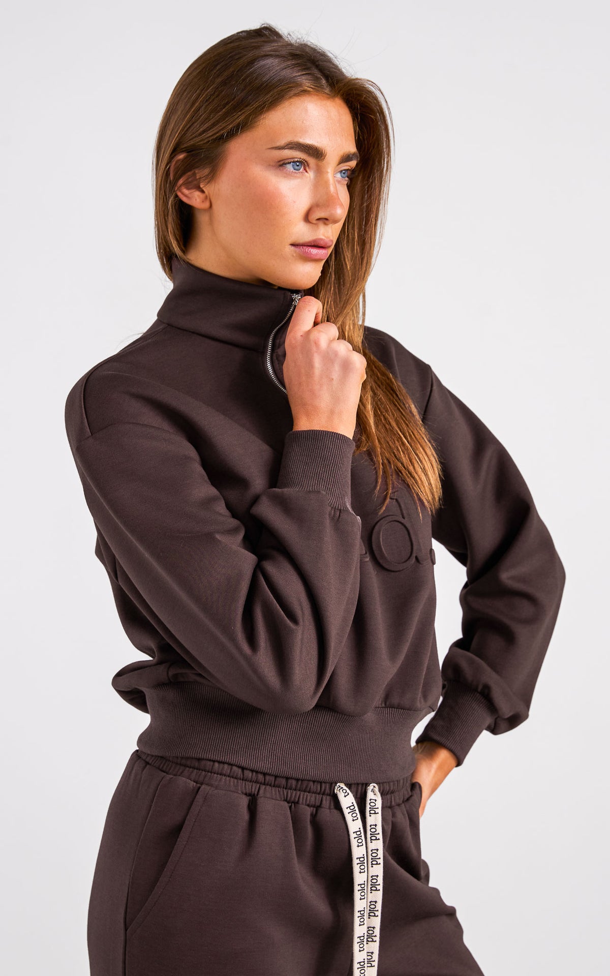 Miku Quarter Zip Sweater - Chocolate Brown