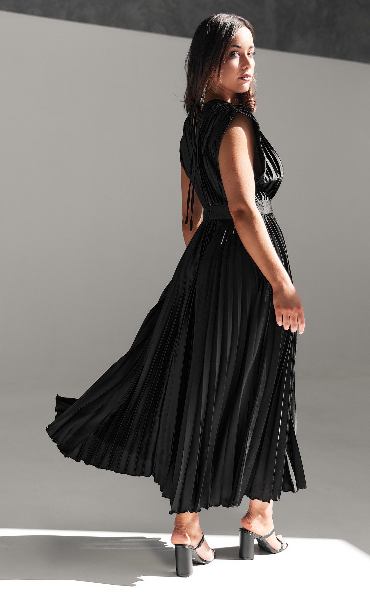 Naomi Maxi Dress - Black