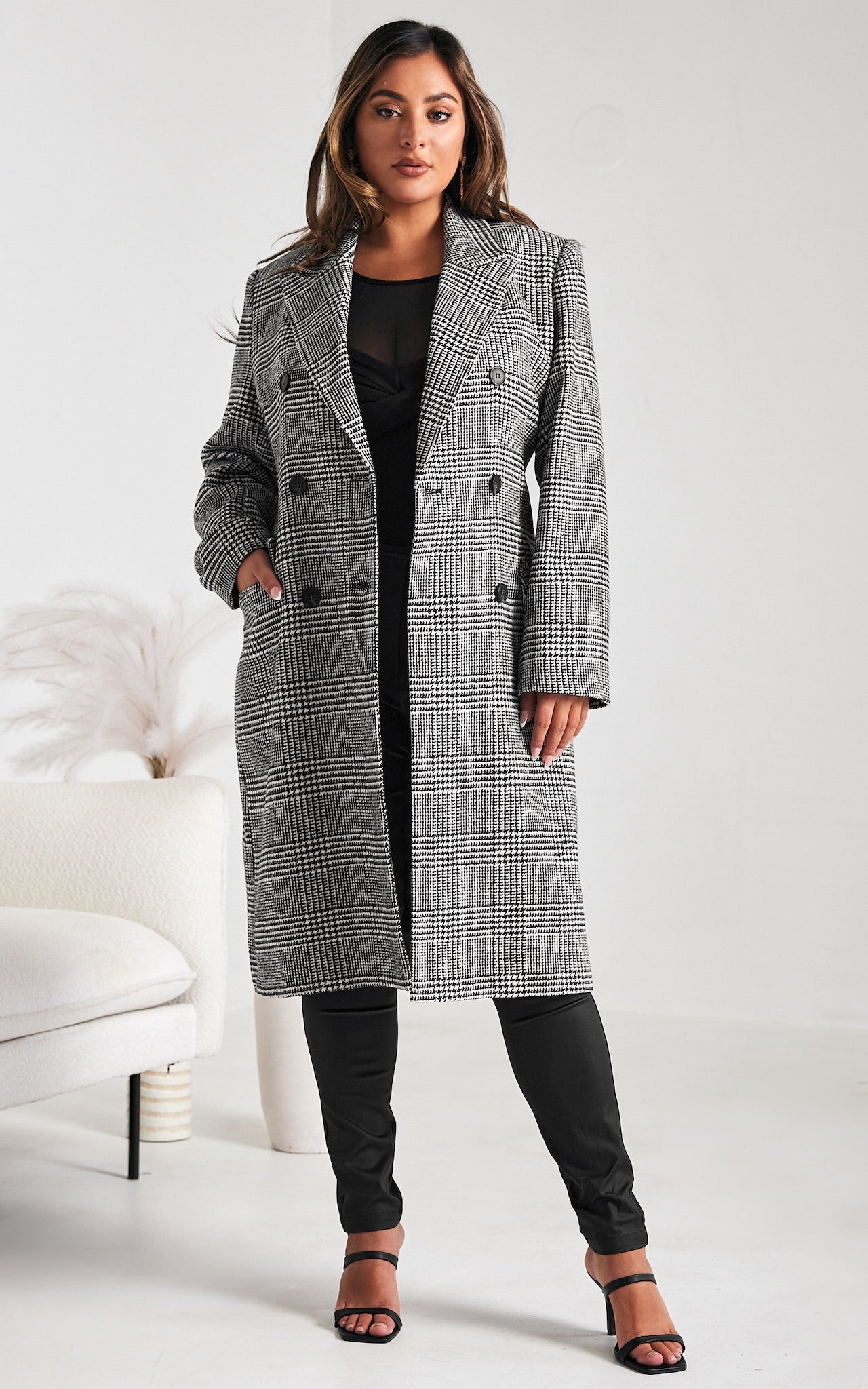 Noble Longline Coat - Houndstooth Black