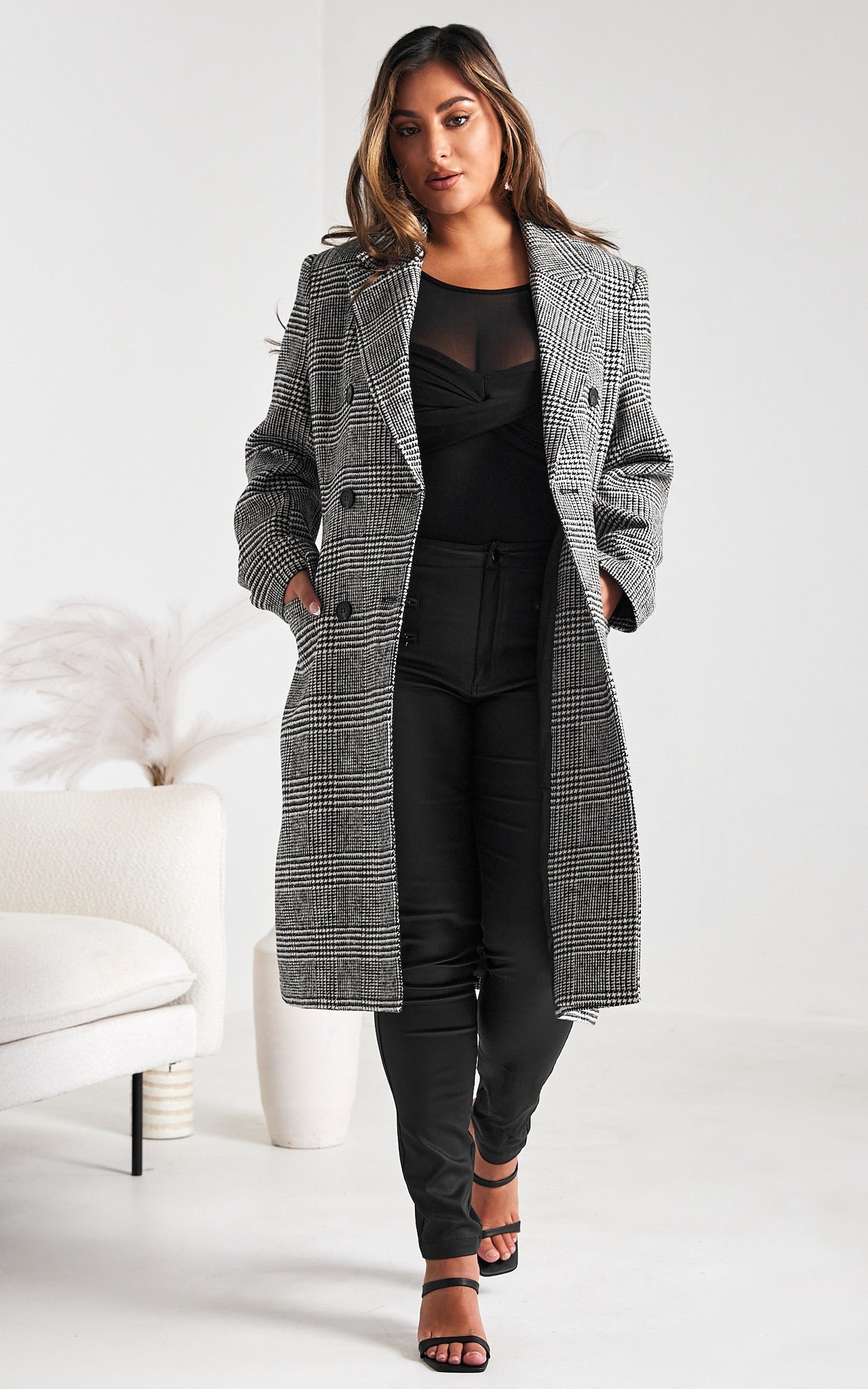 Noble Longline Coat - Houndstooth Black