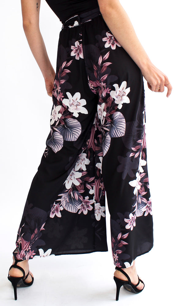 Paradise Lily Pants - Black Floral