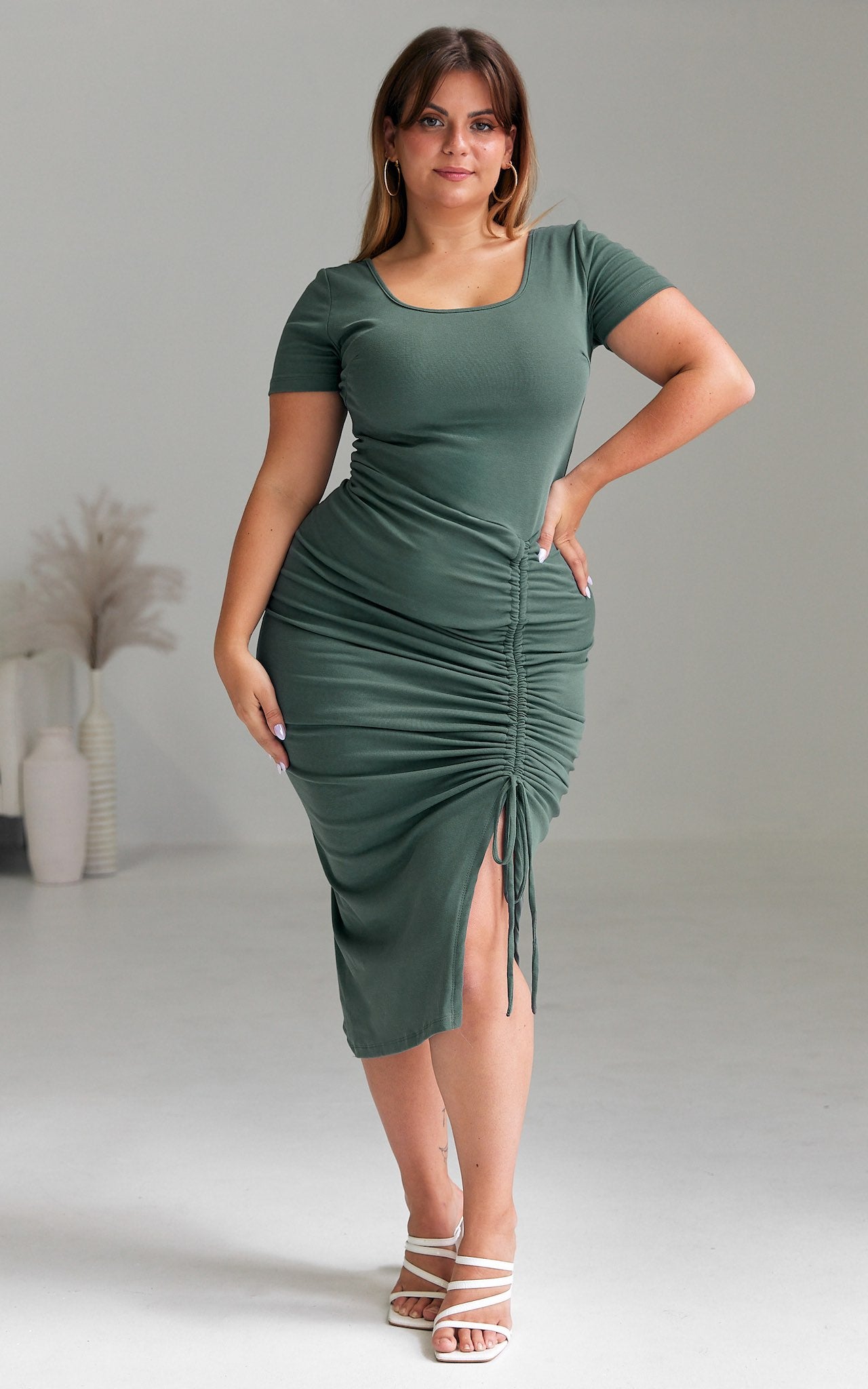 Quinnie Short Sleeve Midi Dress - Dark Sage