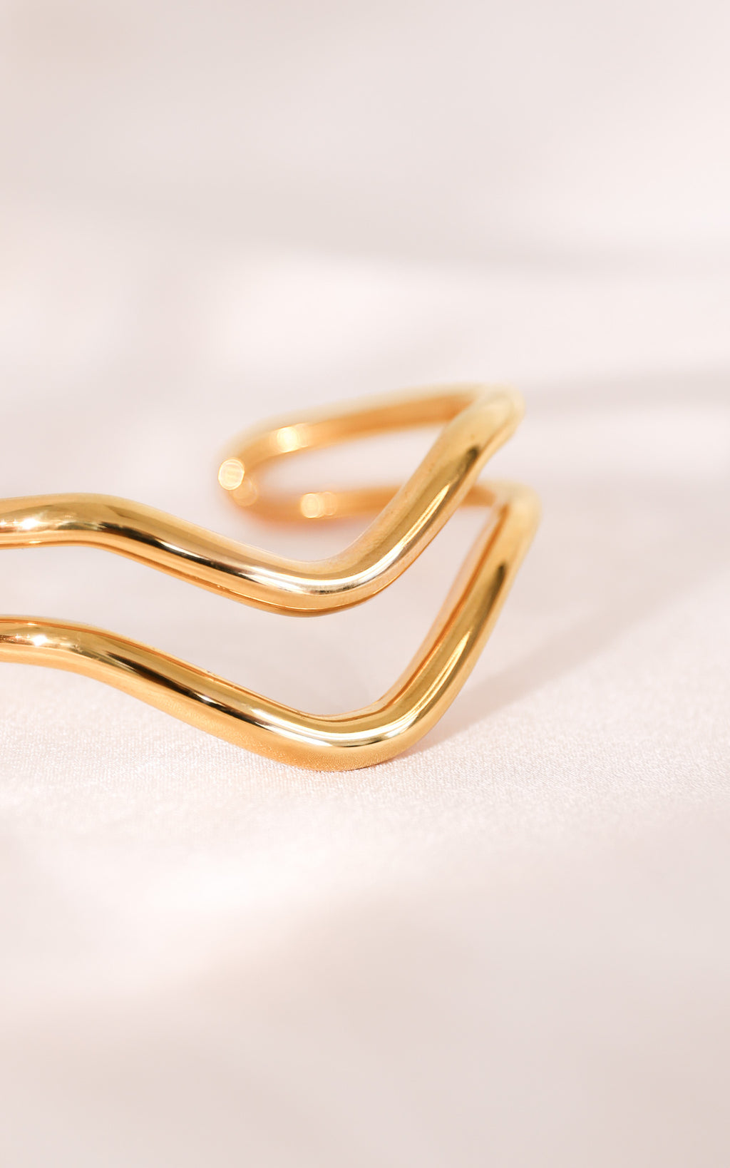 Rafaela Cuff Bangle - Gold Dip