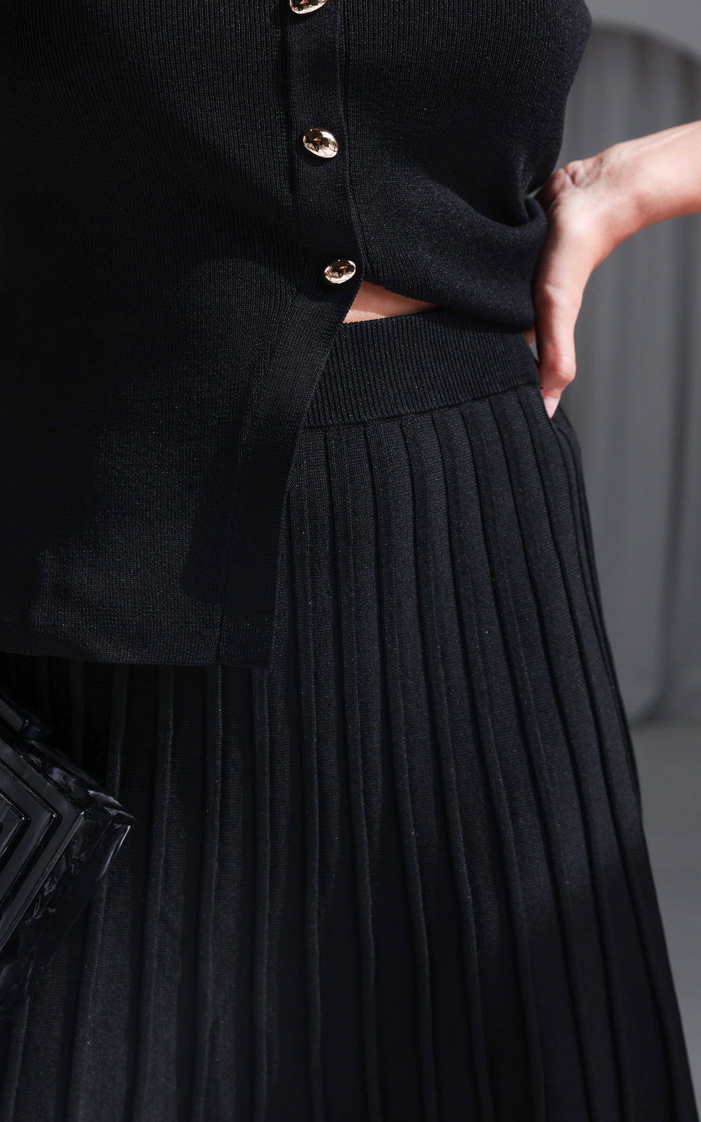 Reuben Knit Midi Skirt - Black