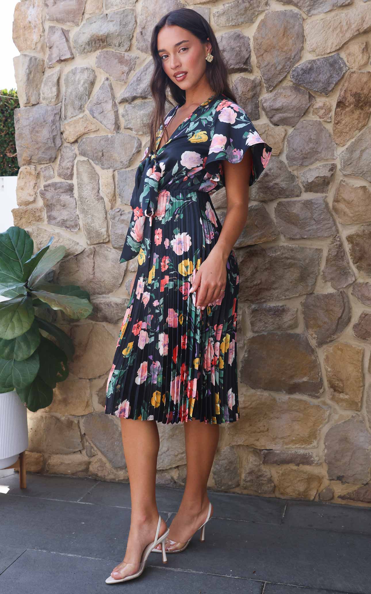 (Preorder) Reya Midi Dress - Black Floral