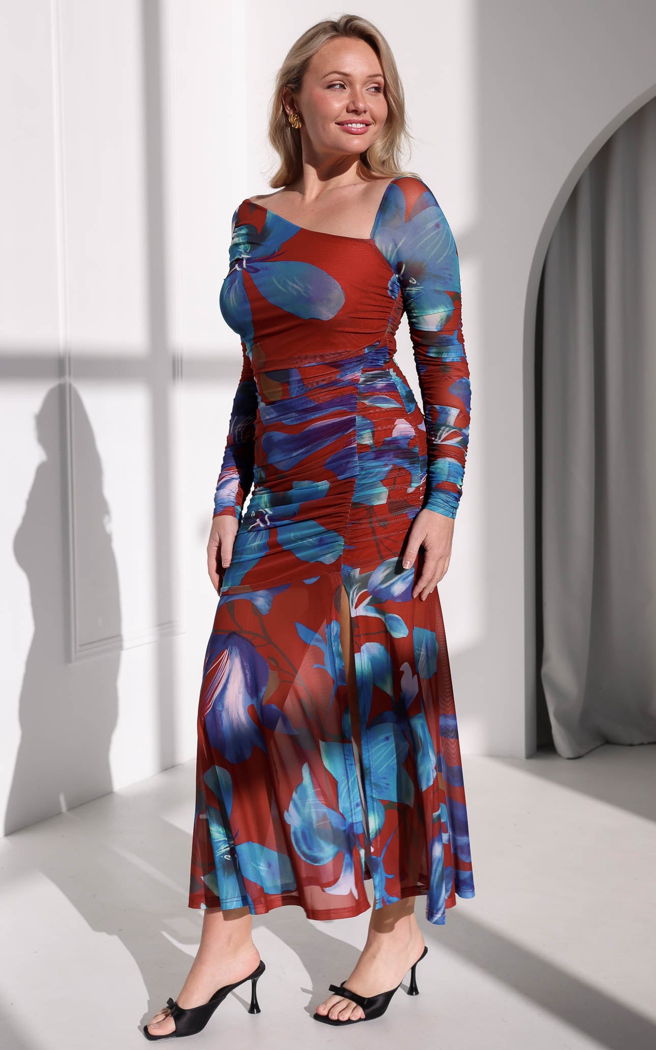 Rikki Mesh Maxi Dress - Red Blue Floral