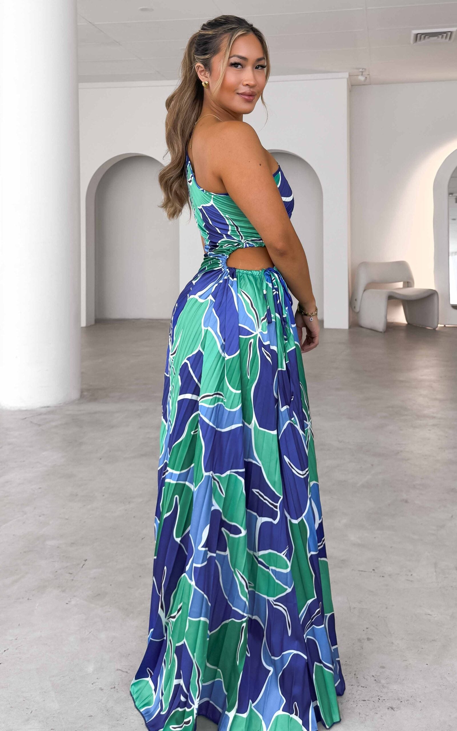 blue green dress ROCHELLE ONE SHOULDER SLEEVELESS ADJUSTABLE SIDE CUT OUT ASYMMETRIC PLEATED MAXI DRESS