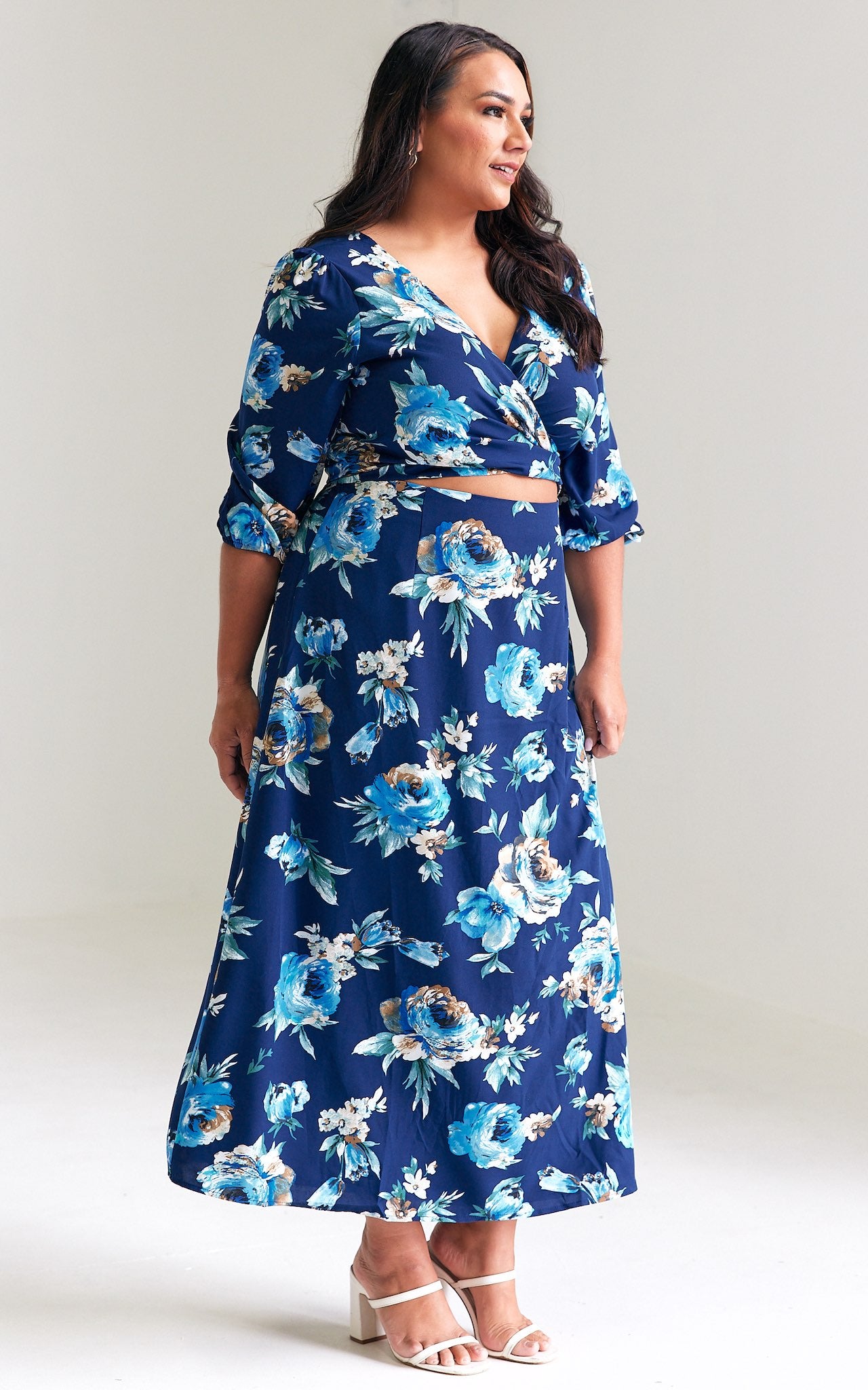 Roza Long Sleeve Maxi Dress - Navy Blue Floral