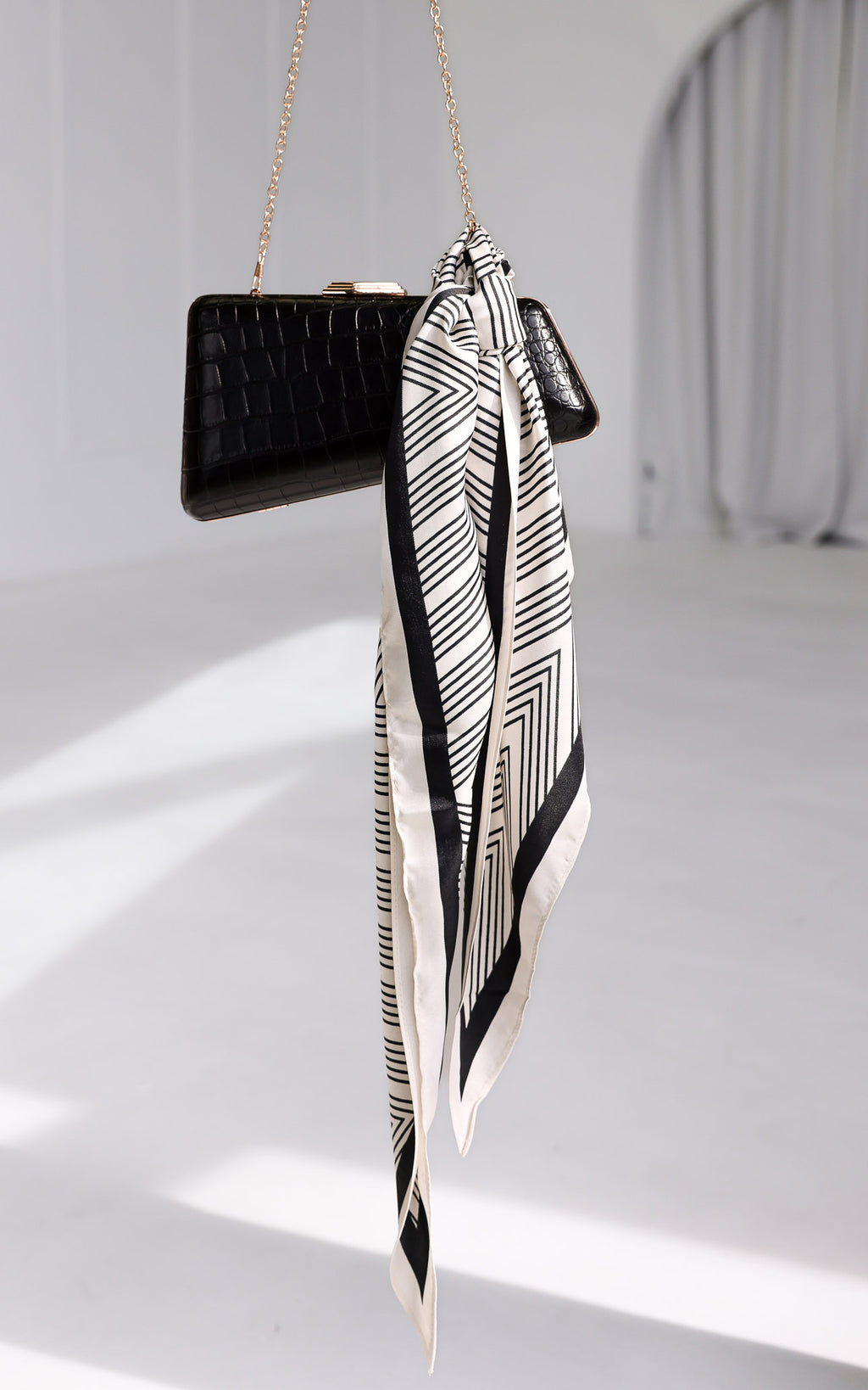 Reece Triangle Bandana - Bone Zigzag Print