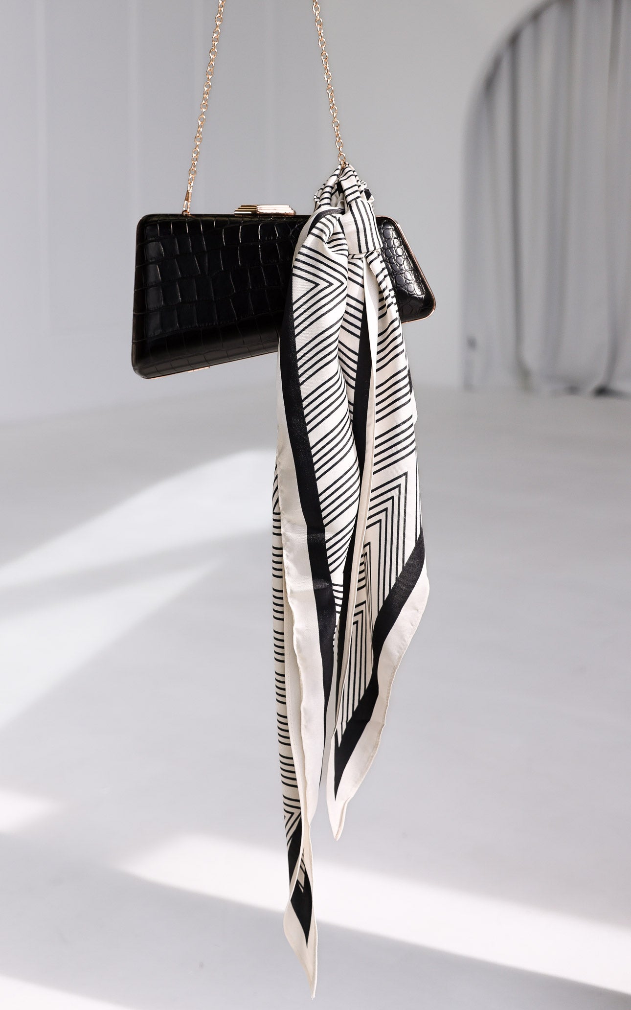 Reece Triangle Bandana - Bone Zigzag Print