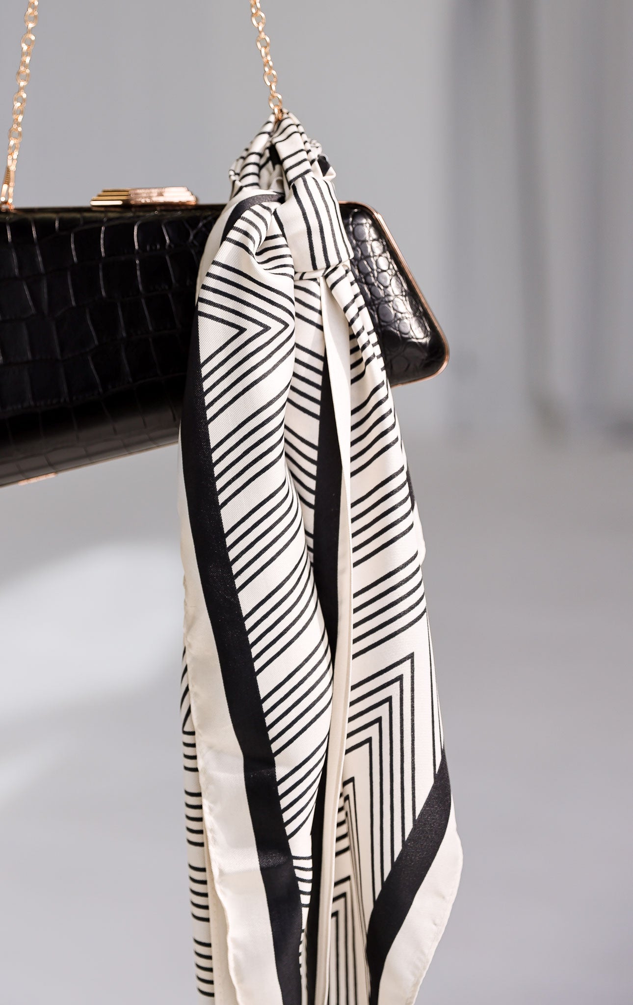 Reece Triangle Bandana - Bone Zigzag Print