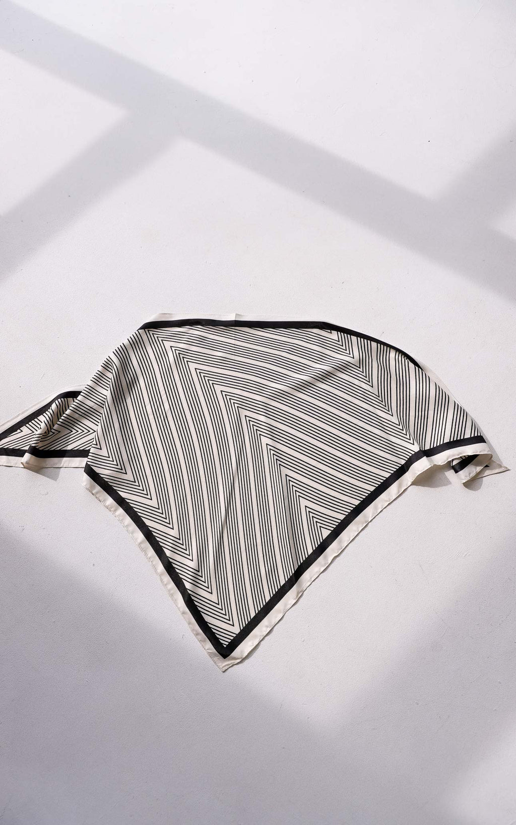 Reece Triangle Bandana - Bone Zigzag Print