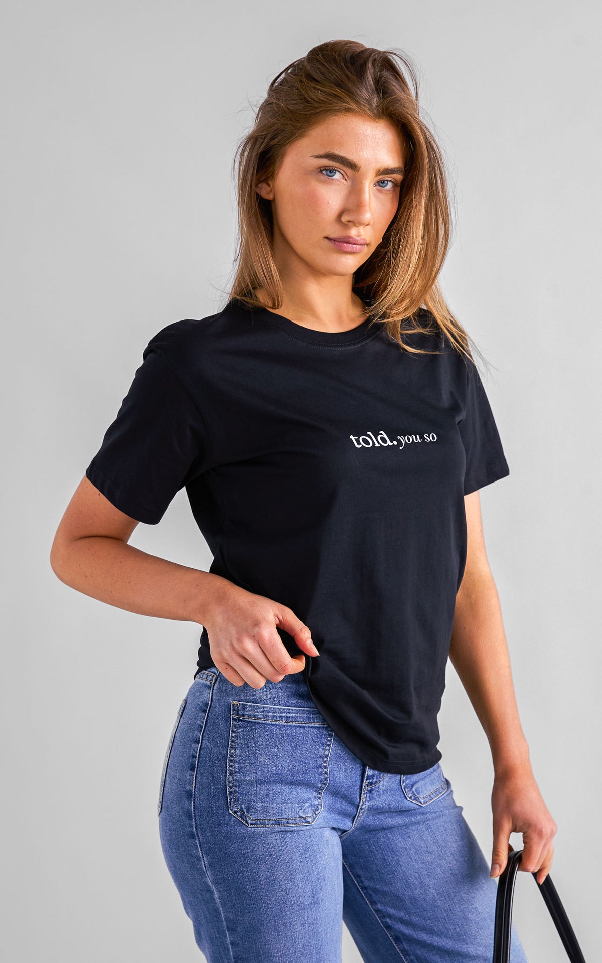 Ricco Unisex Tshirt - Black