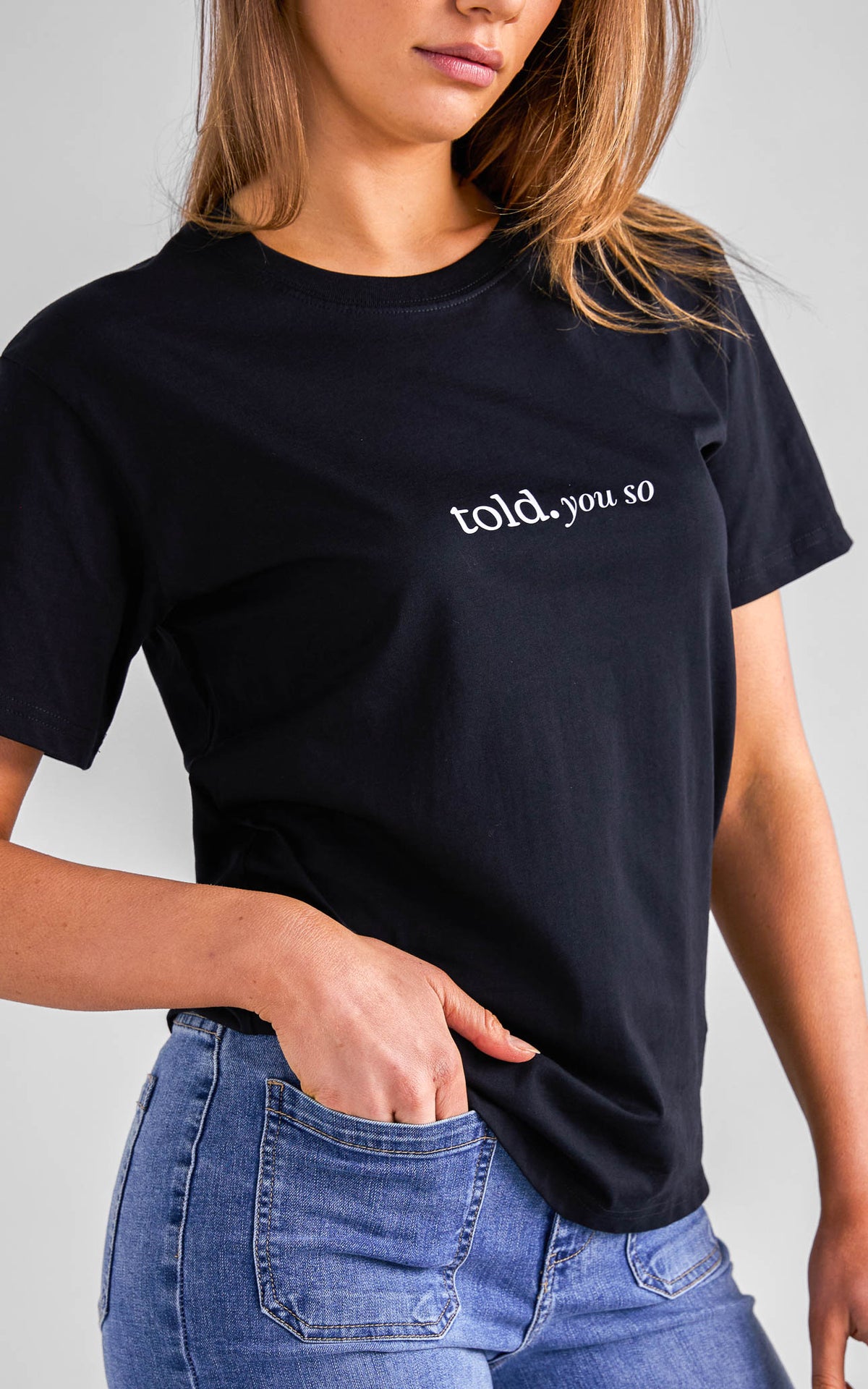 Ricco Unisex Tshirt - Black