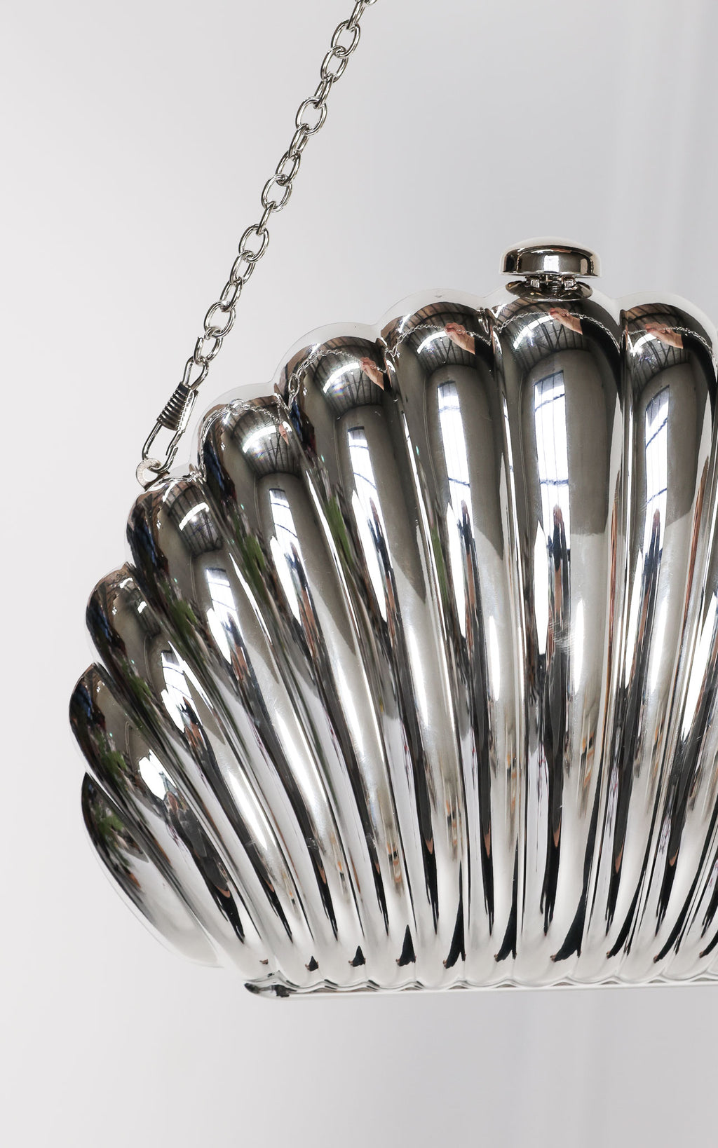 Rizela Shell Clutch Bag - Silver Chrome