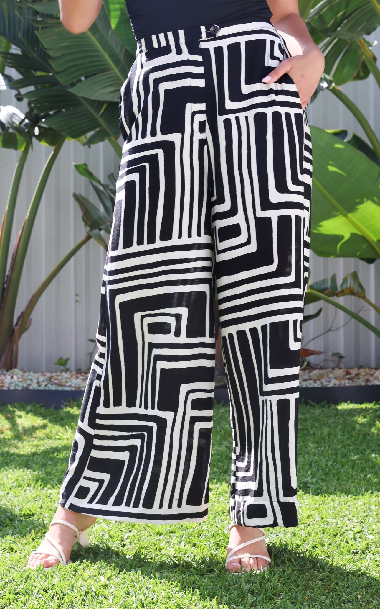 Saffron Wide Leg Pants - Black Cream Print