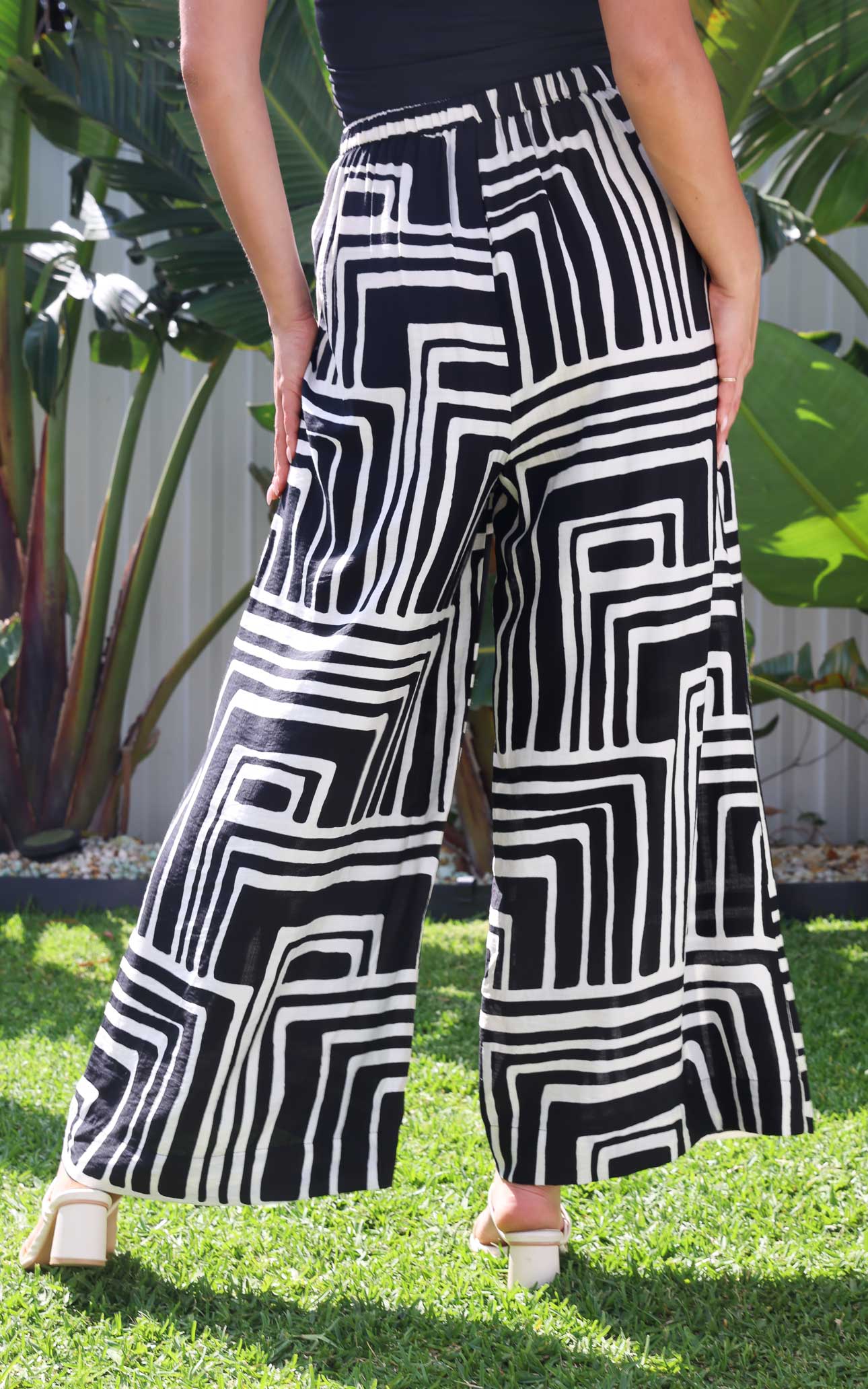 Saffron Wide Leg Pants - Black Cream Print