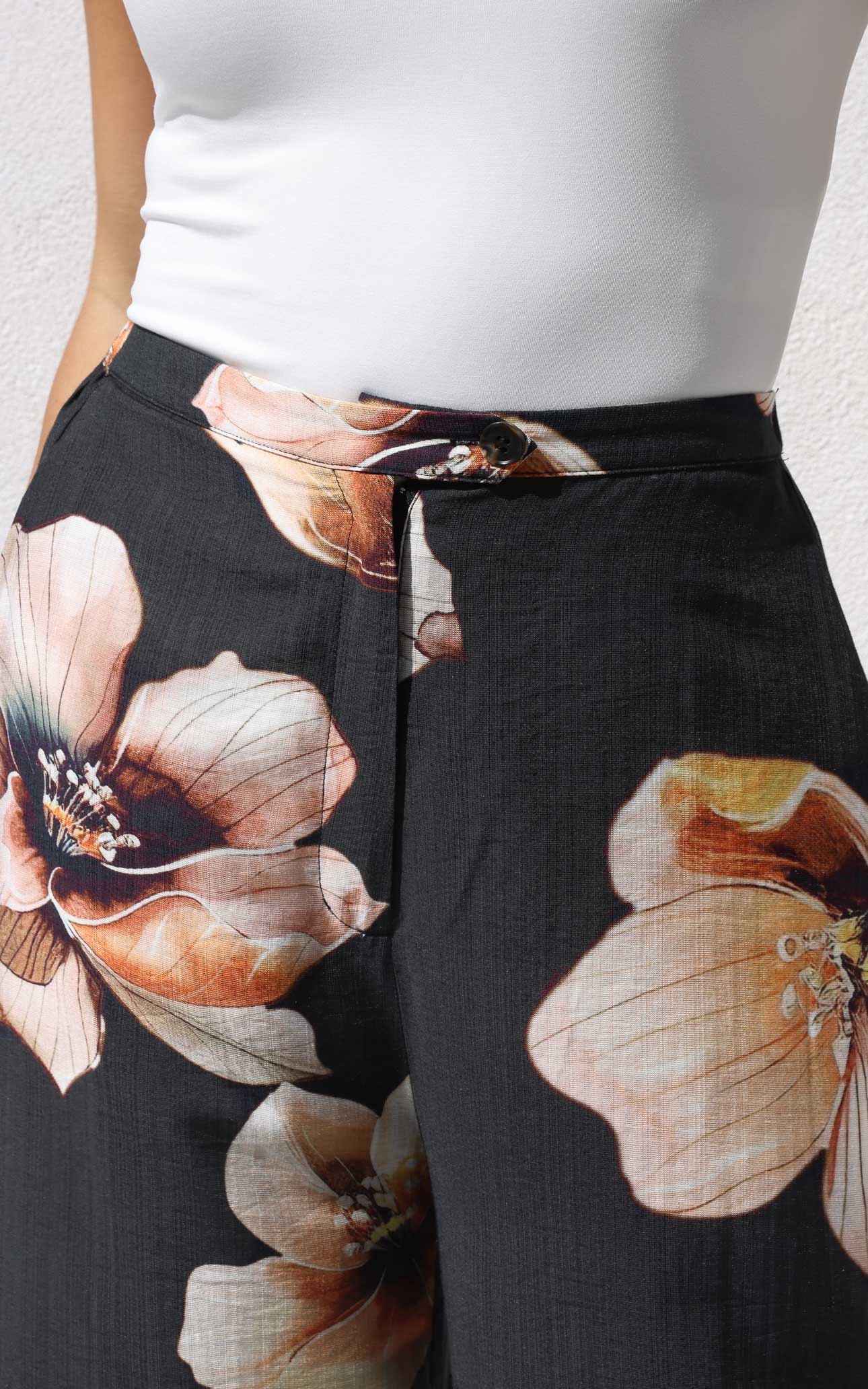 Saffron Wide Leg Pants - Black Floral