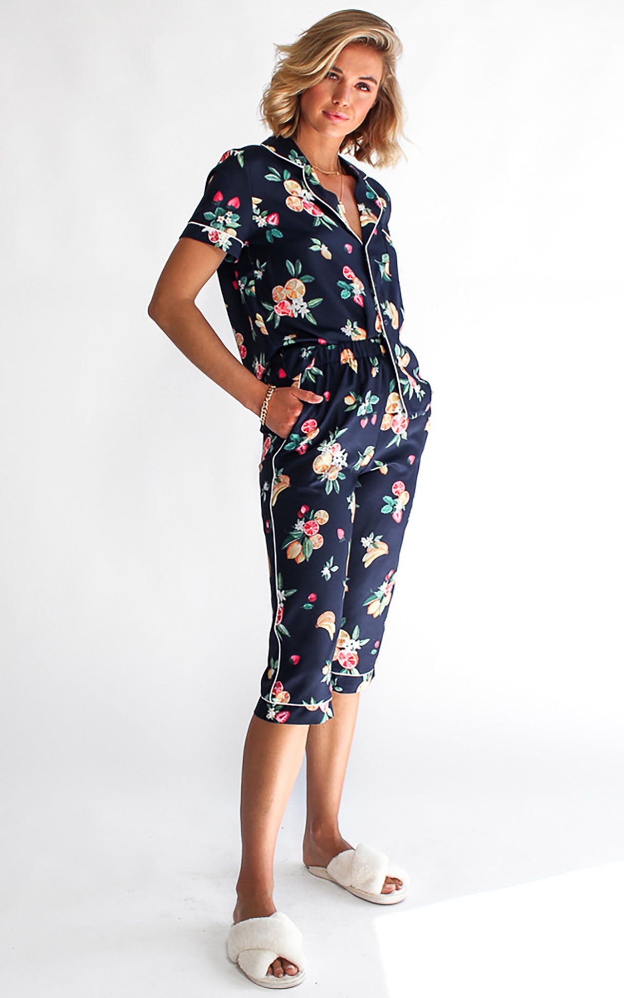 Sangria 3/4 Pj Pants - Navy Fruit