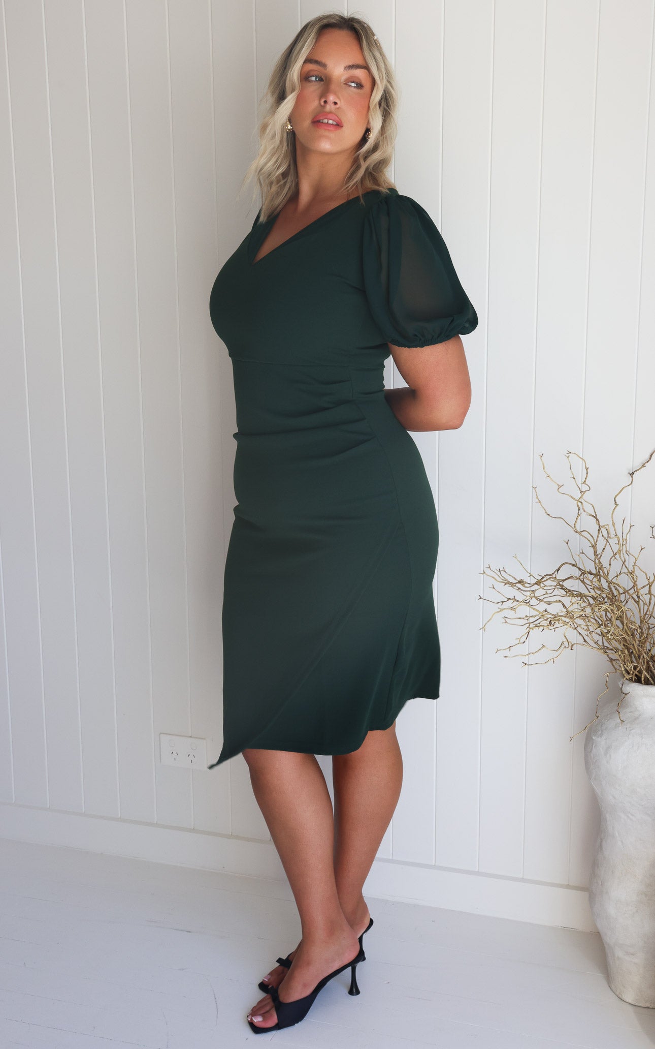Serene Midi Dress - Emerald
