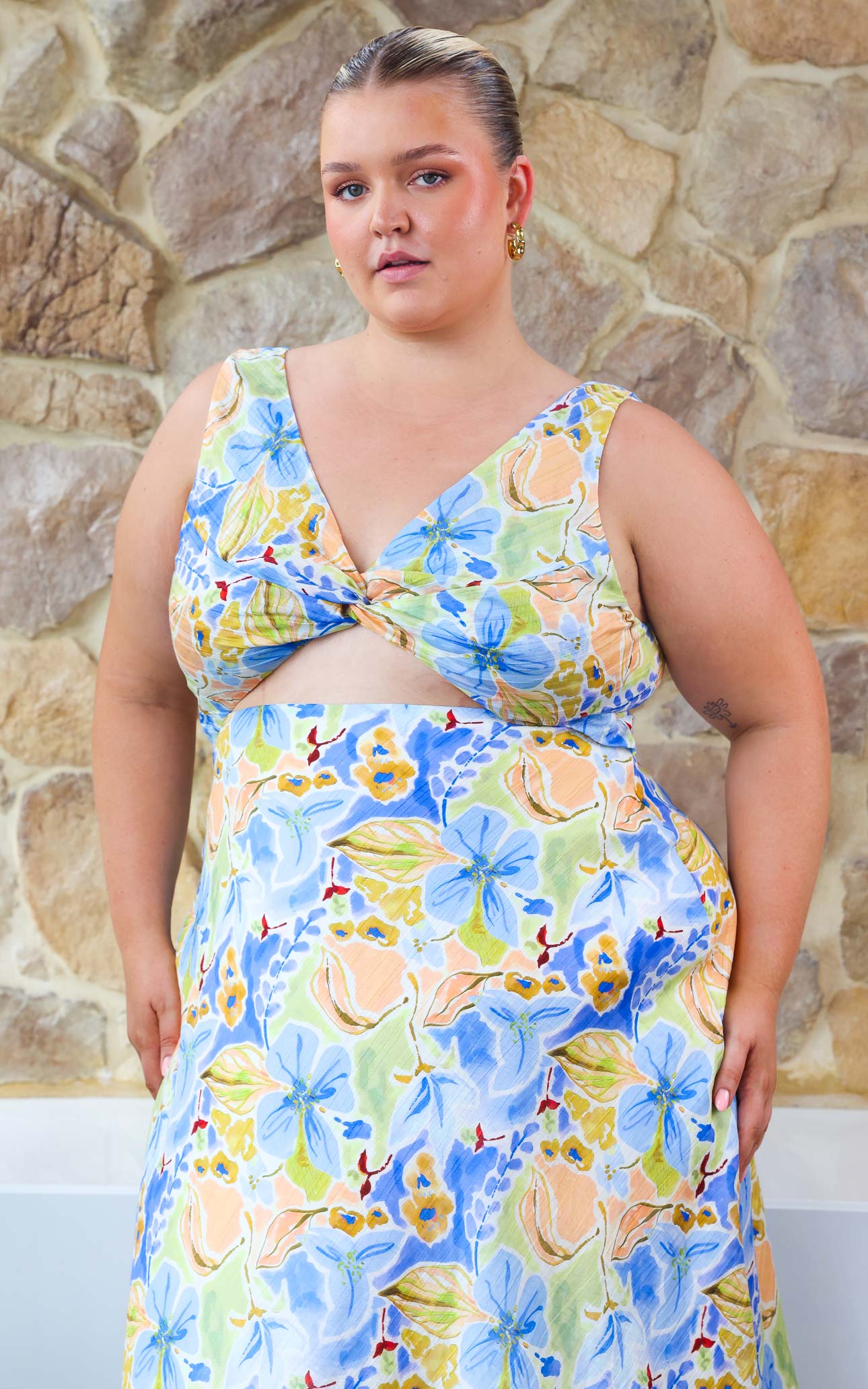 Shelby Shirred Back Panel Maxi Dress - Blue Multi Floral